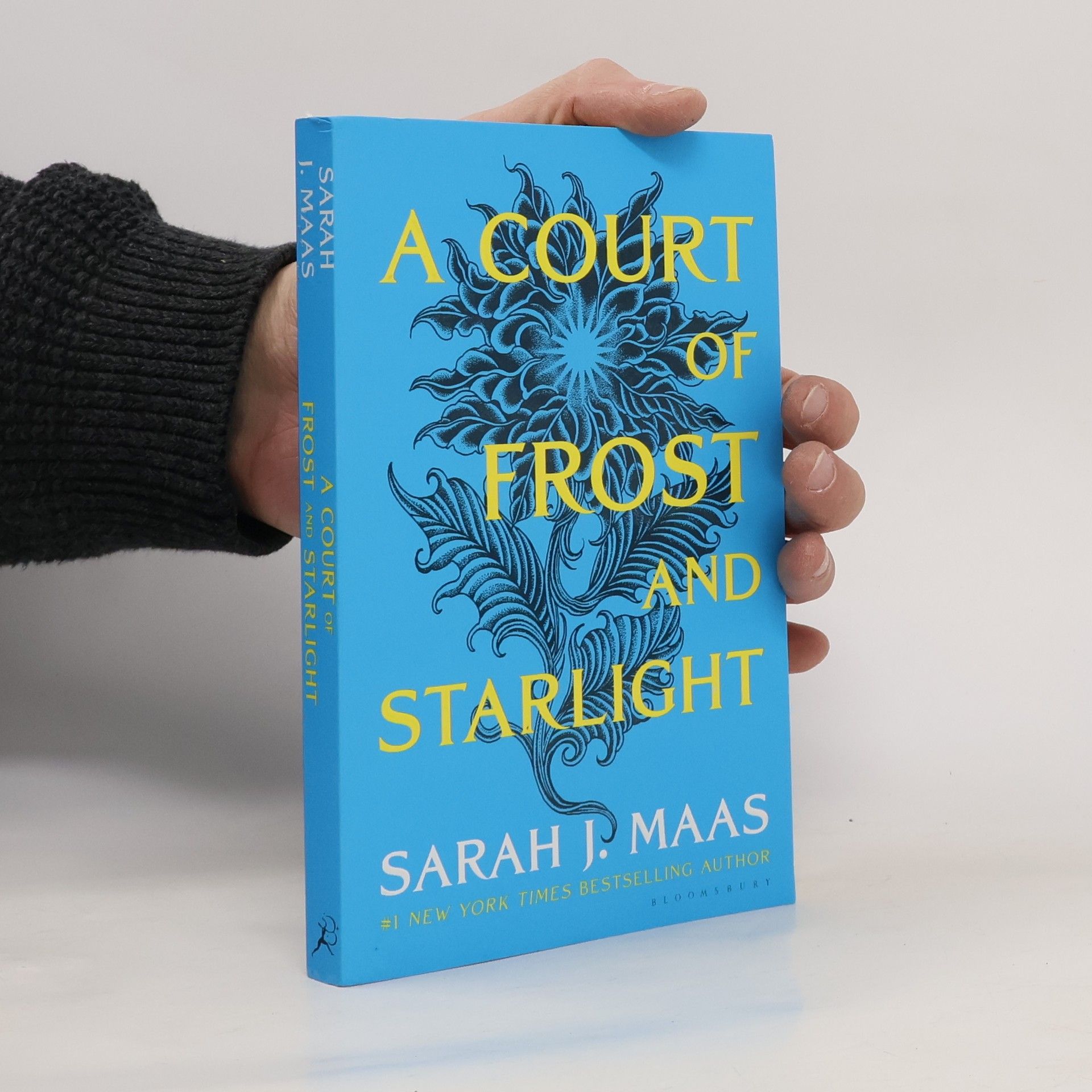 Sarah J. Maas A Court of Frost and Starlight