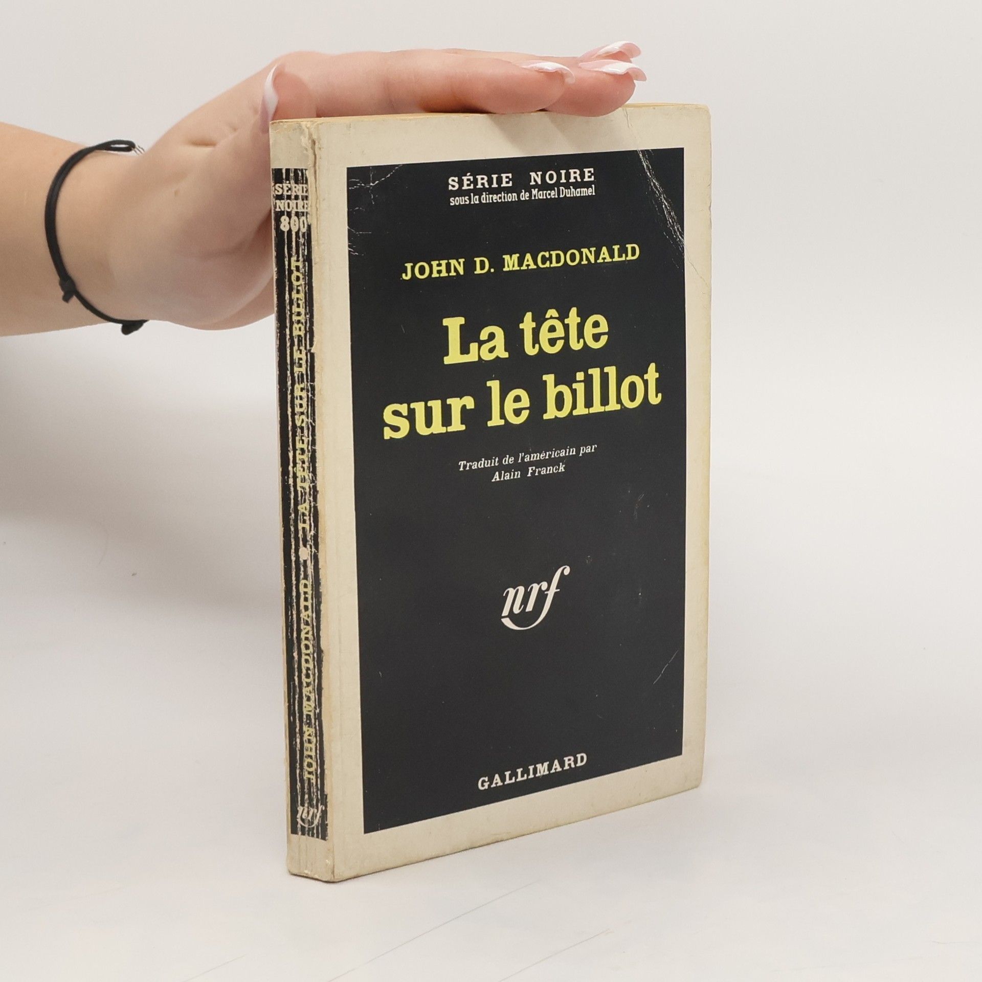 John D. MacDonald La tête sur le billot