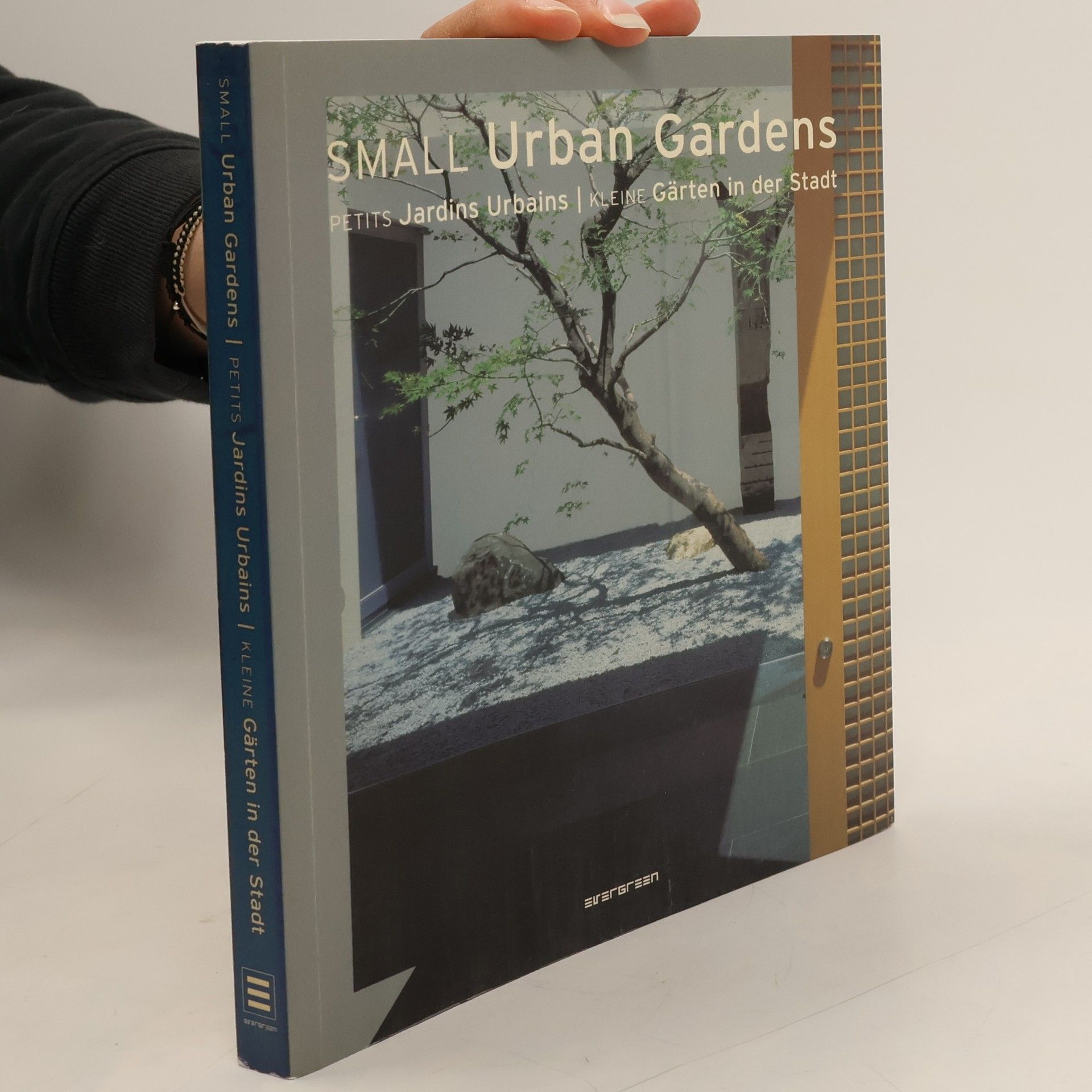 Simone Schleifer Small urban gardens