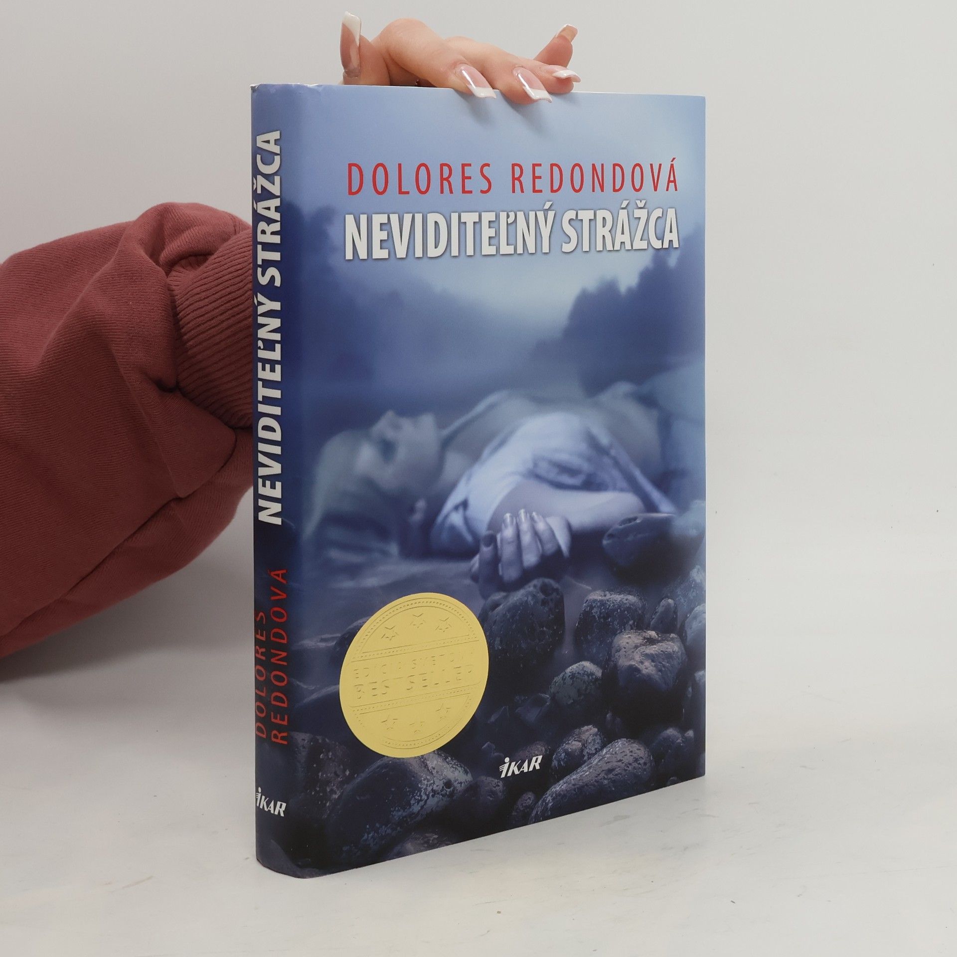 Dolores Redondo Neviditeľný strážca