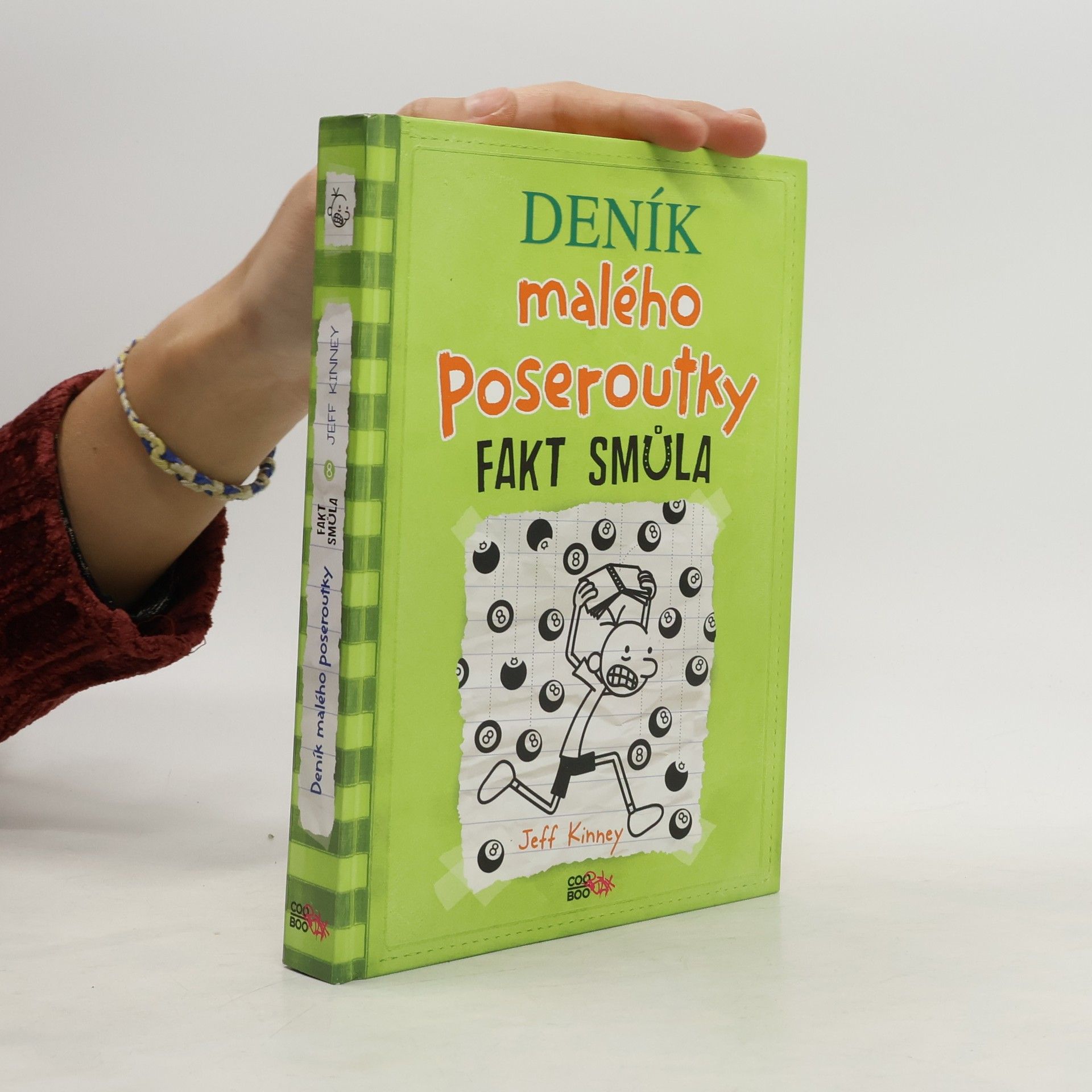 Jeff Kinney Deník malého poseroutky 8. Fakt smůla
