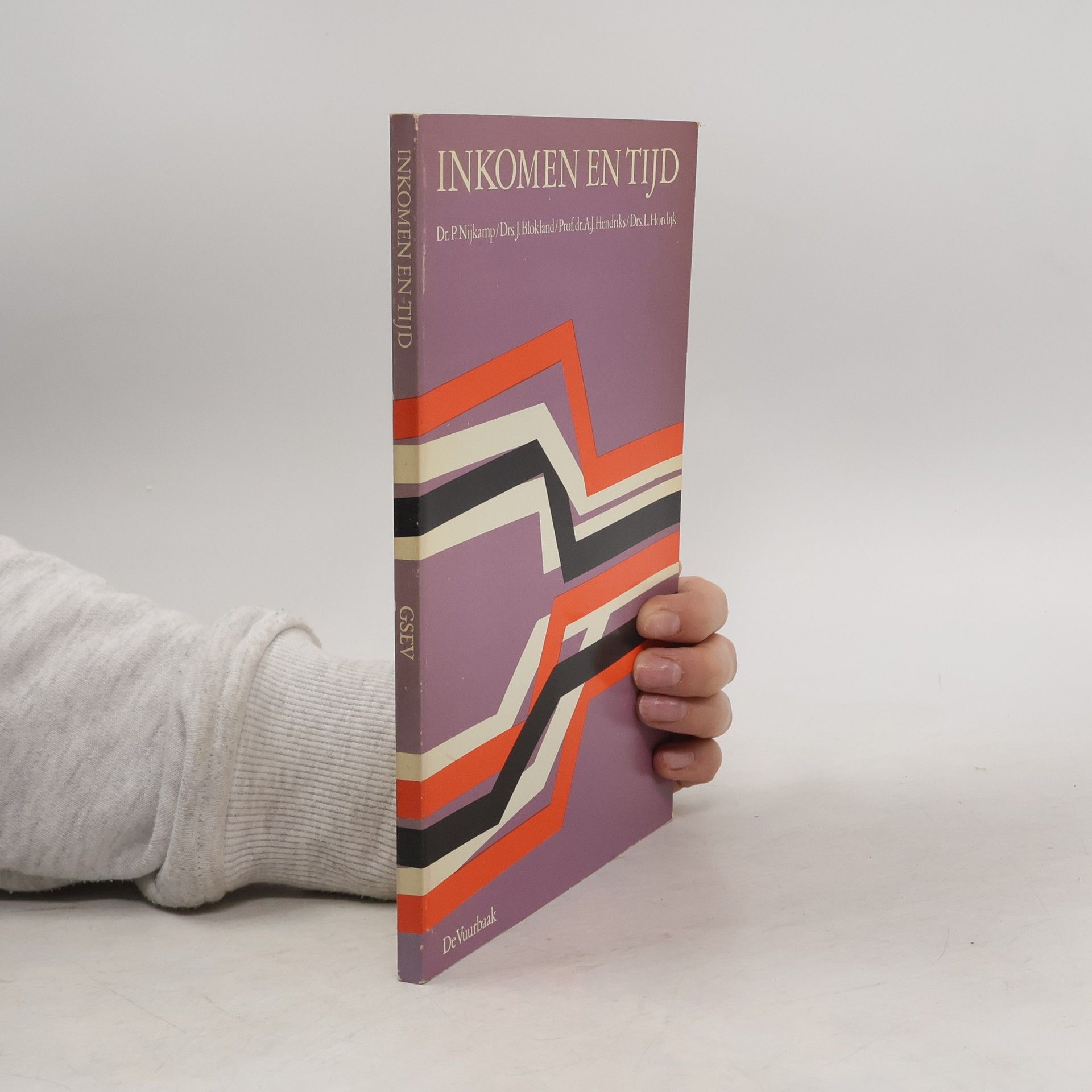 Dr. P. Nijkamp Inkomen en tijd
