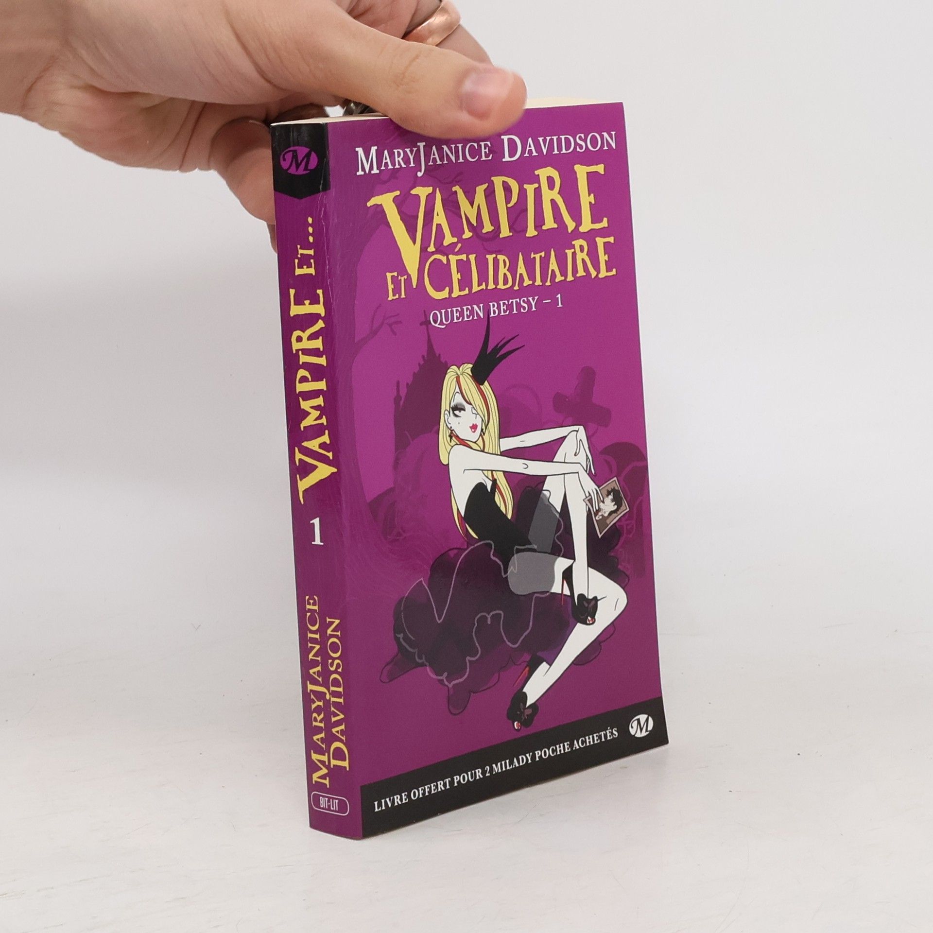 MaryJanice Davidson Vampire et Célibataire 1