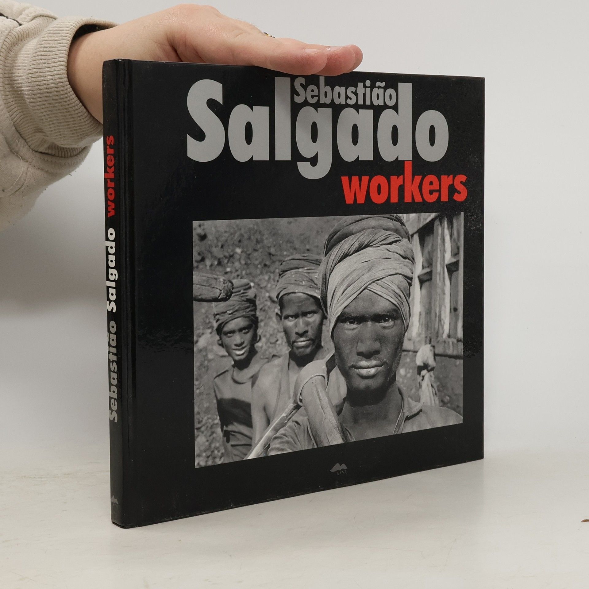 Sebastião Salgado Workers