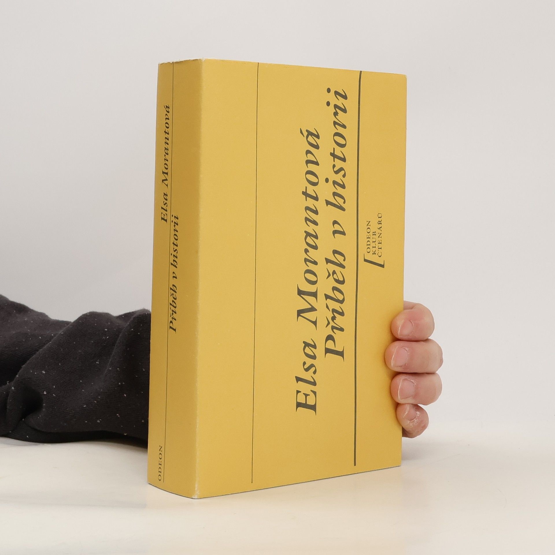 Elsa Morante Příběh v historii