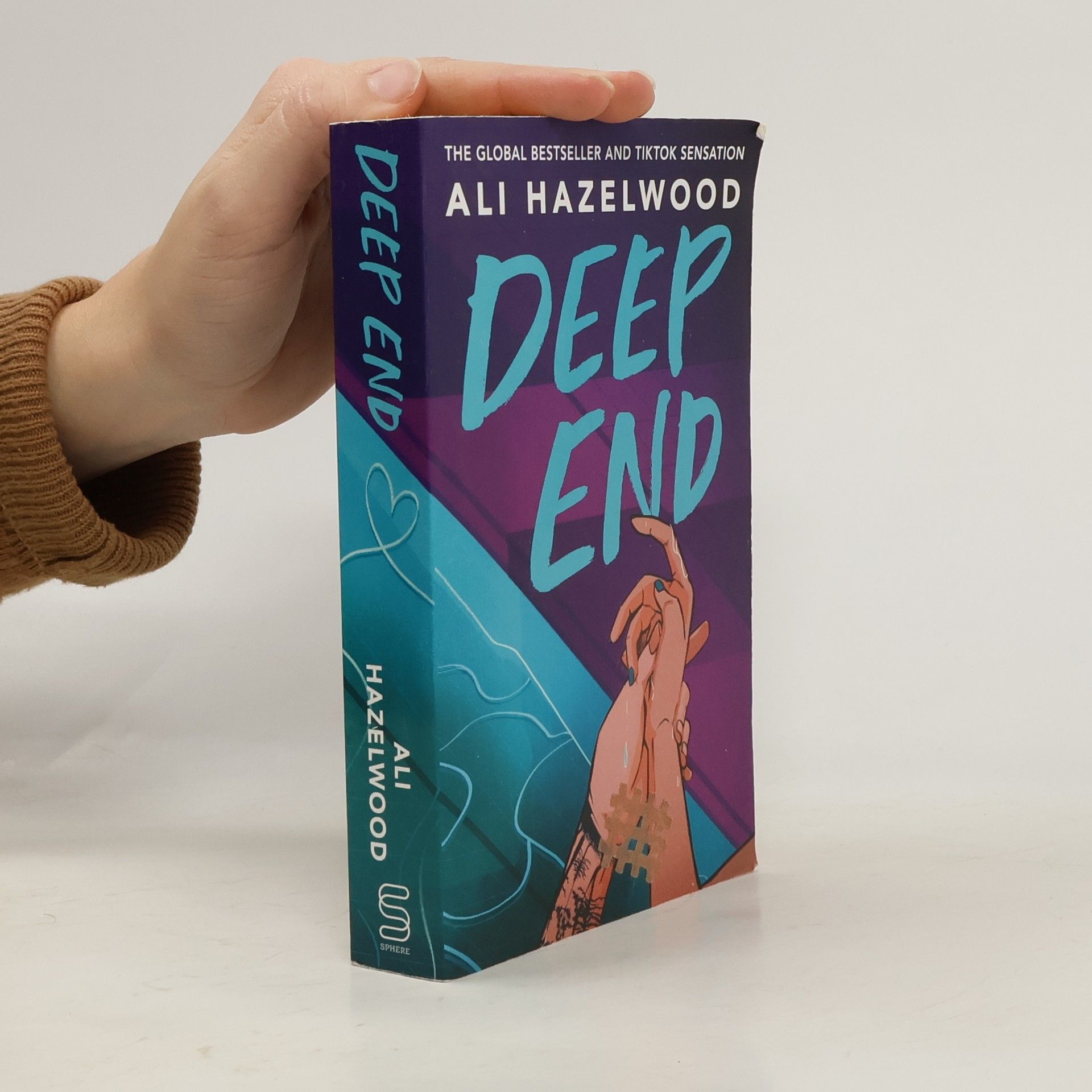 Ali Hazelwood Deep End