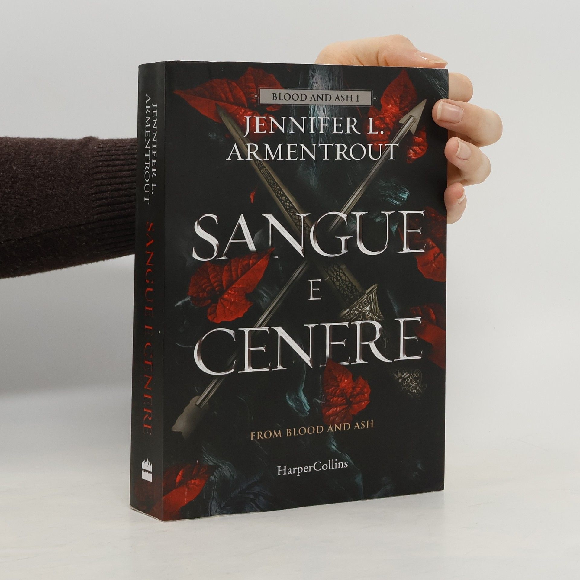 Jennifer L. Armentrout Sangue e cenere