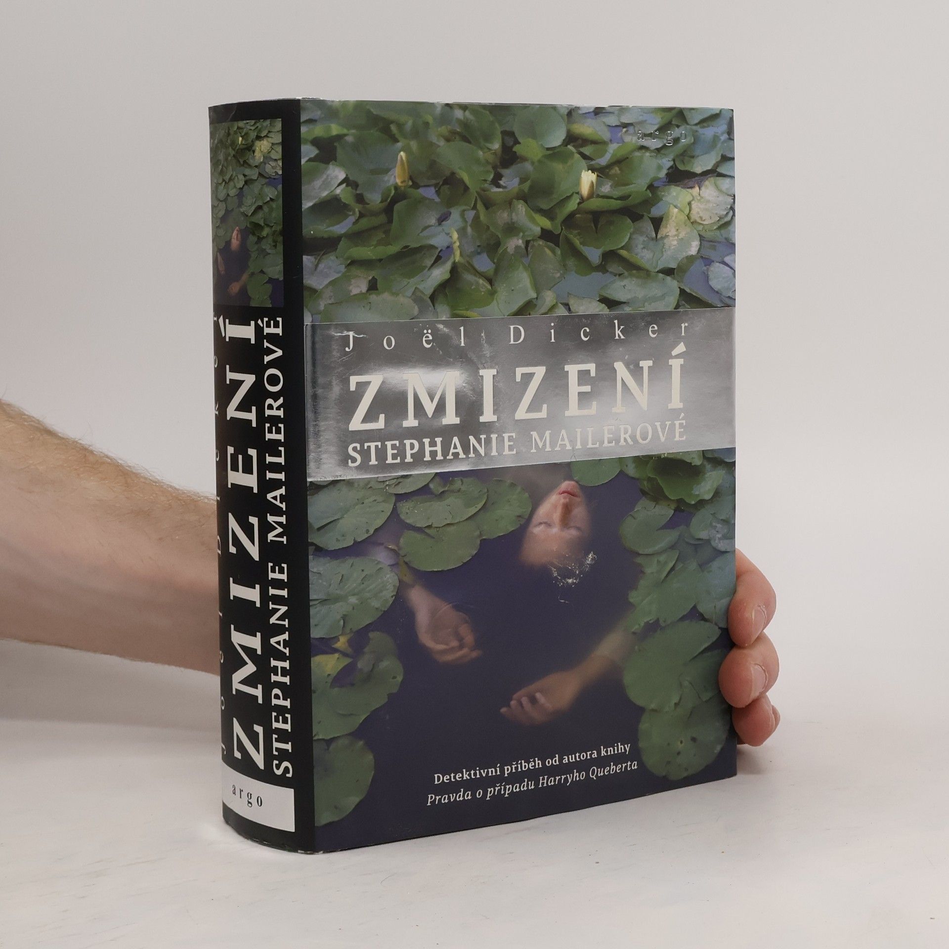 Joël Dicker Zmizení Stephanie Mailerové