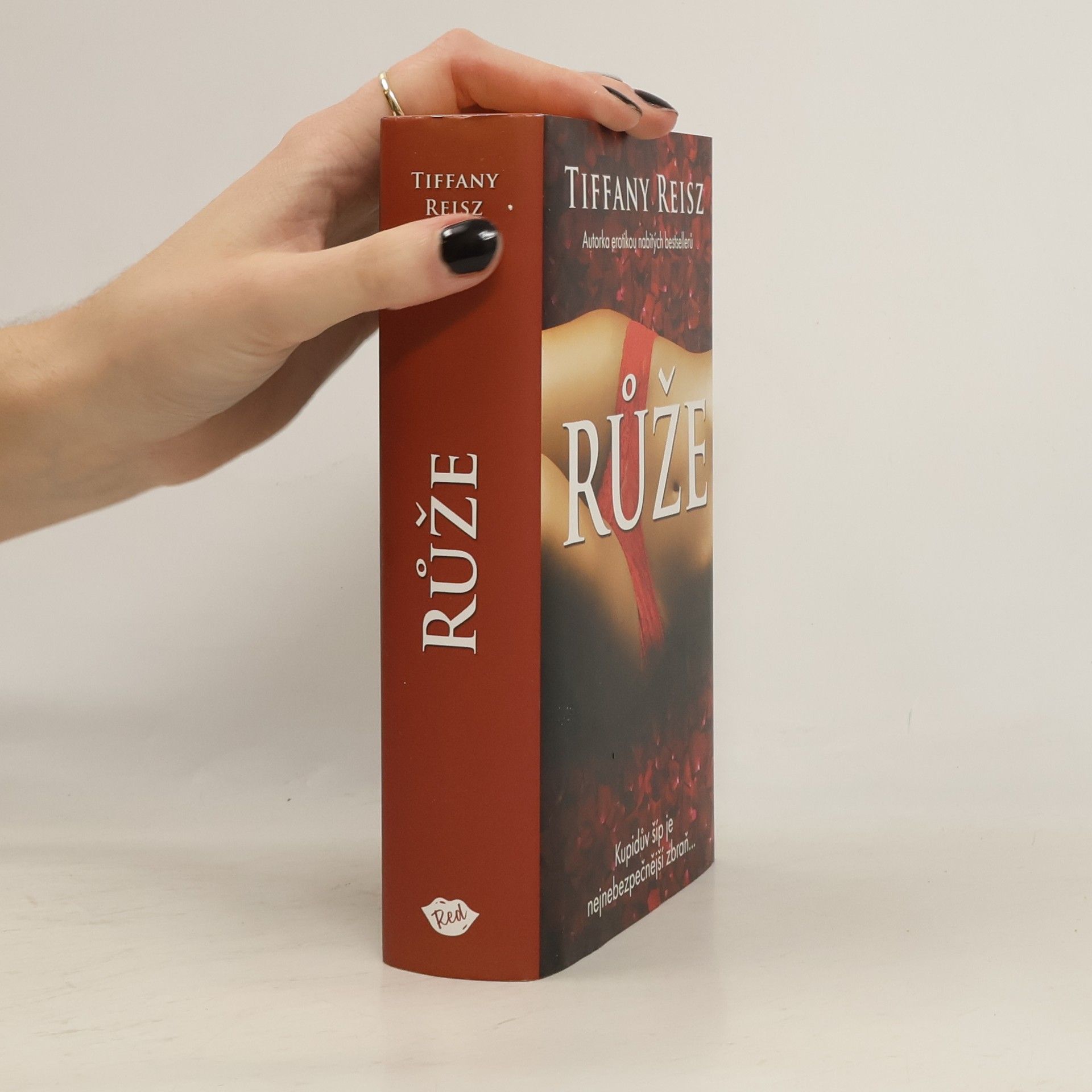 Tiffany Reisz Růže
