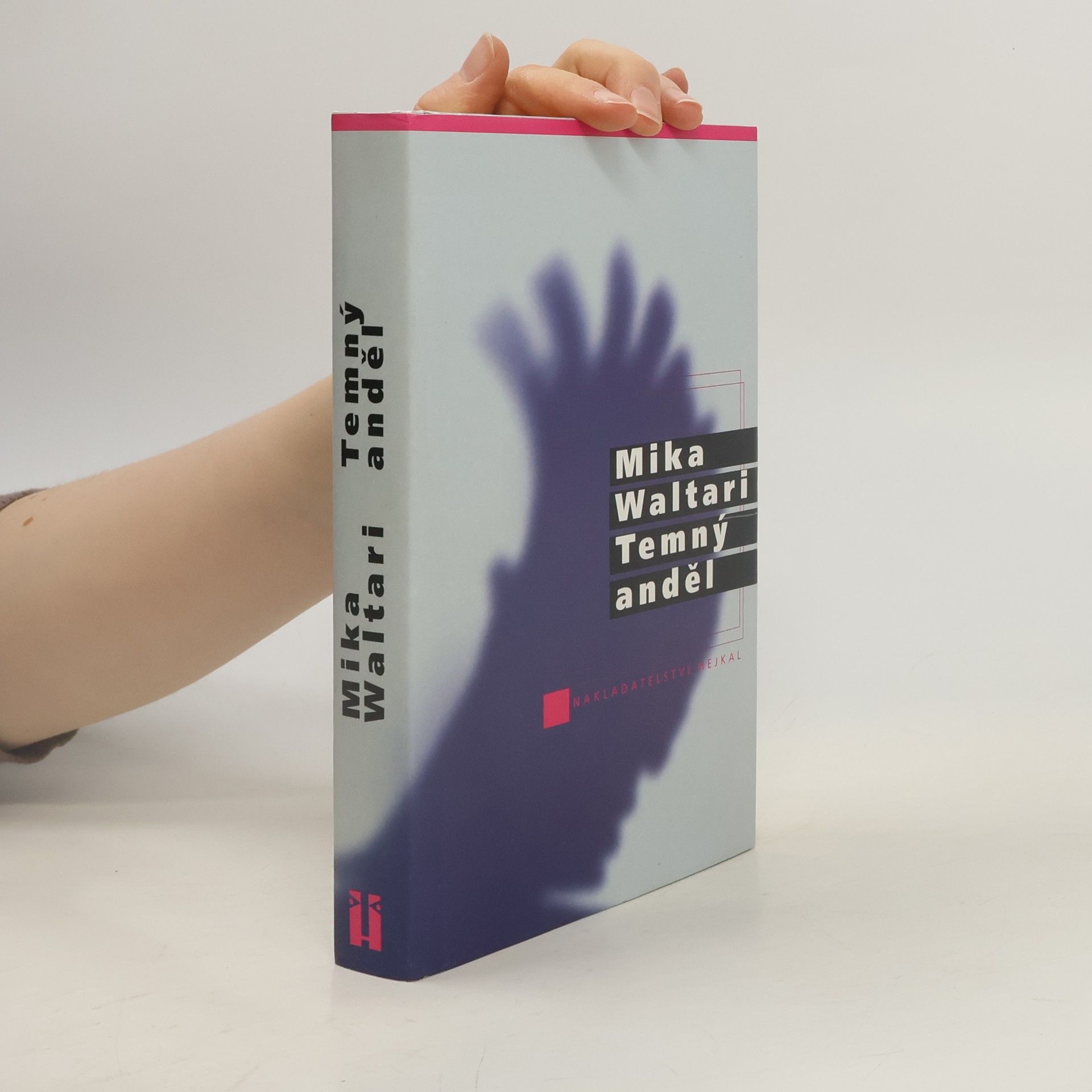 Mika Waltari Temný anděl