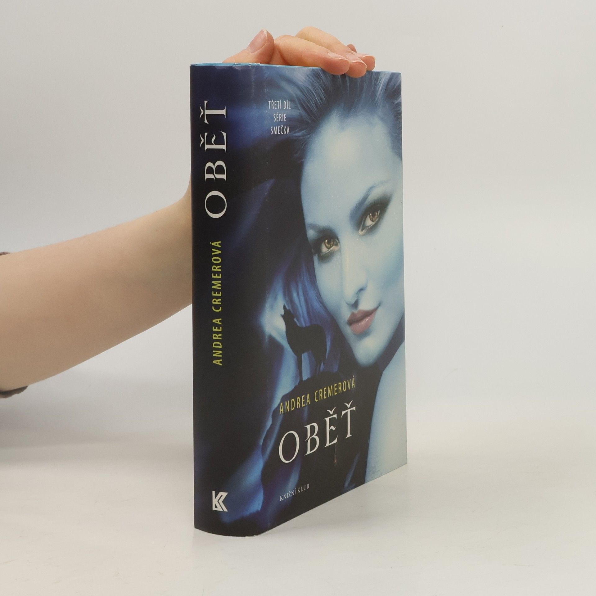 Andrea R. Cremer Oběť