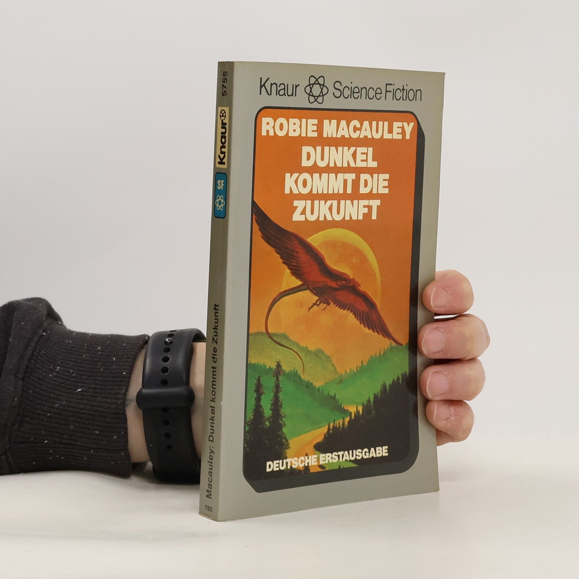 Robie Macauley Dunkel kommt die Zukunft