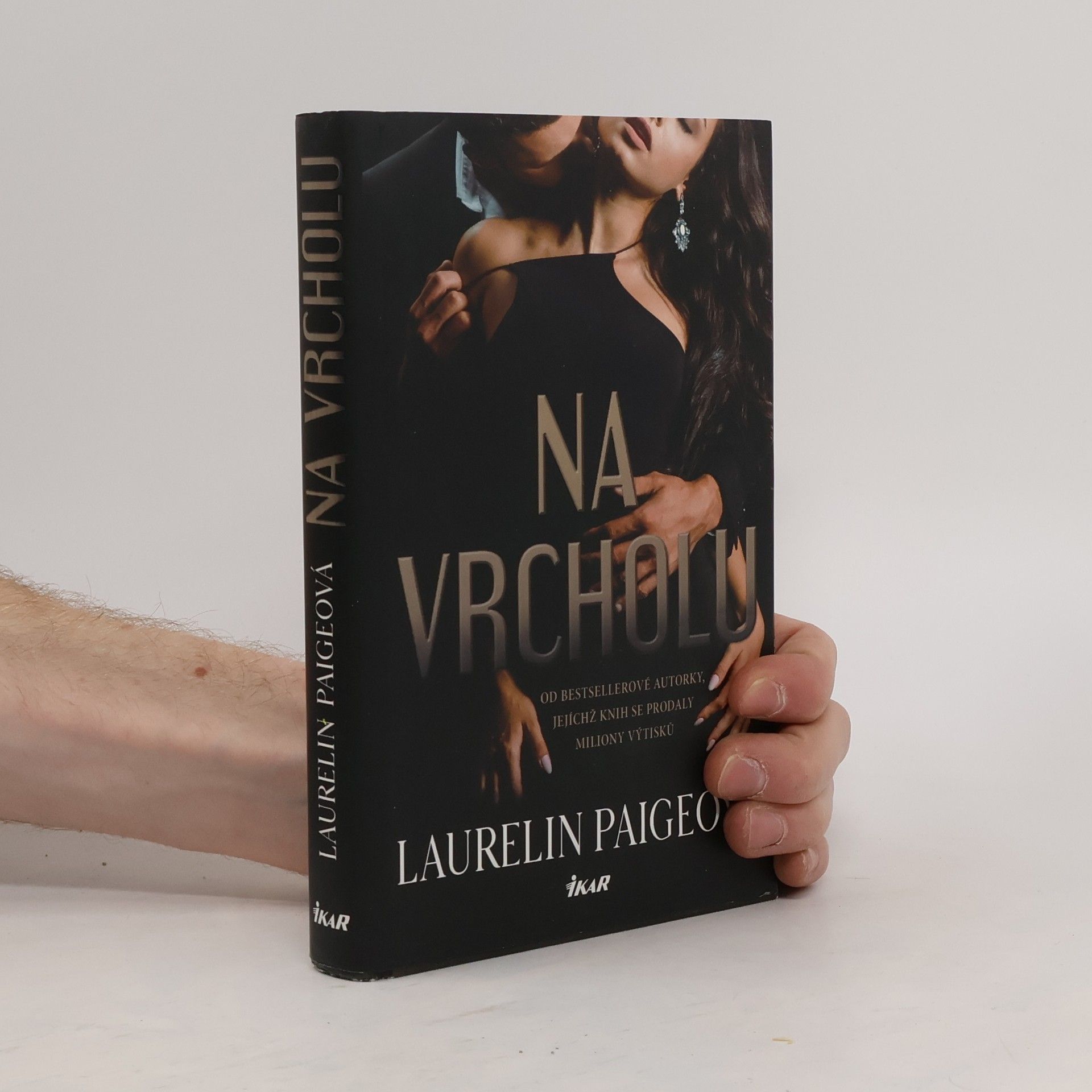 Laurelin Paige Na vrcholu