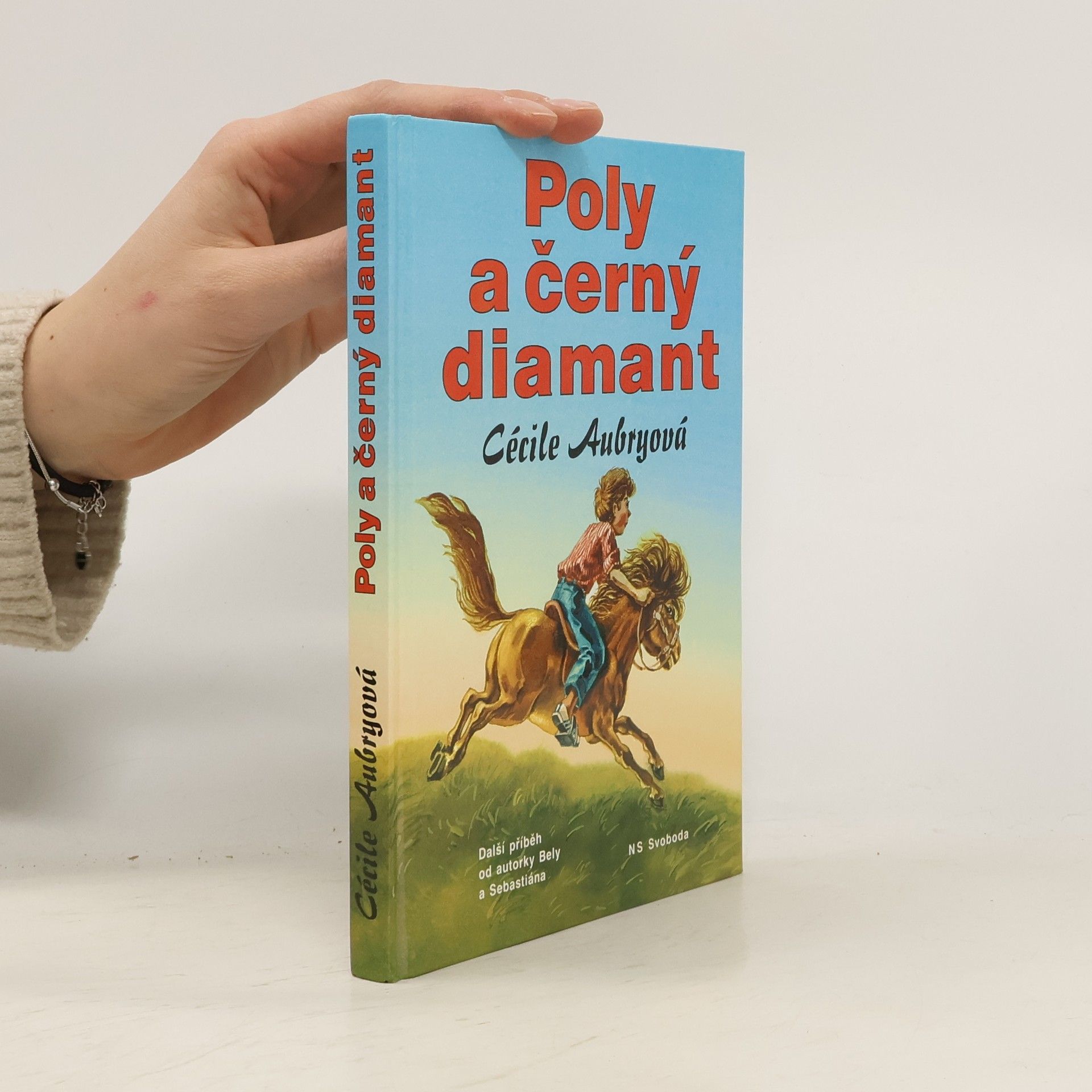 Cécile Aubry Poly a černý diamant