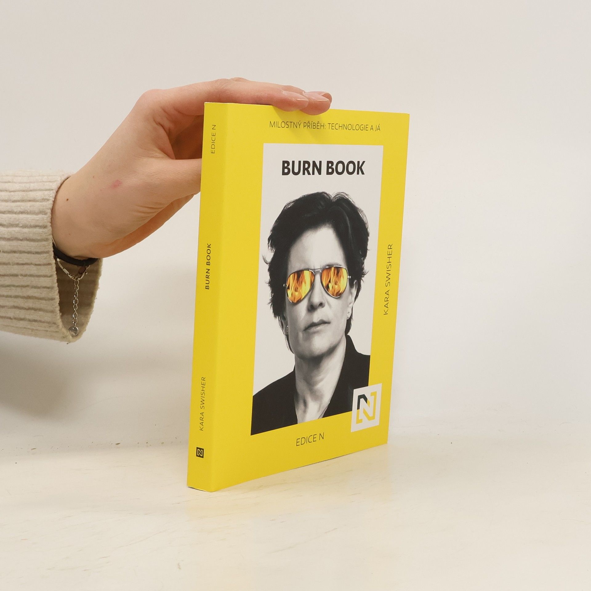 Burn Book - Milostný příběh: Technologie a já