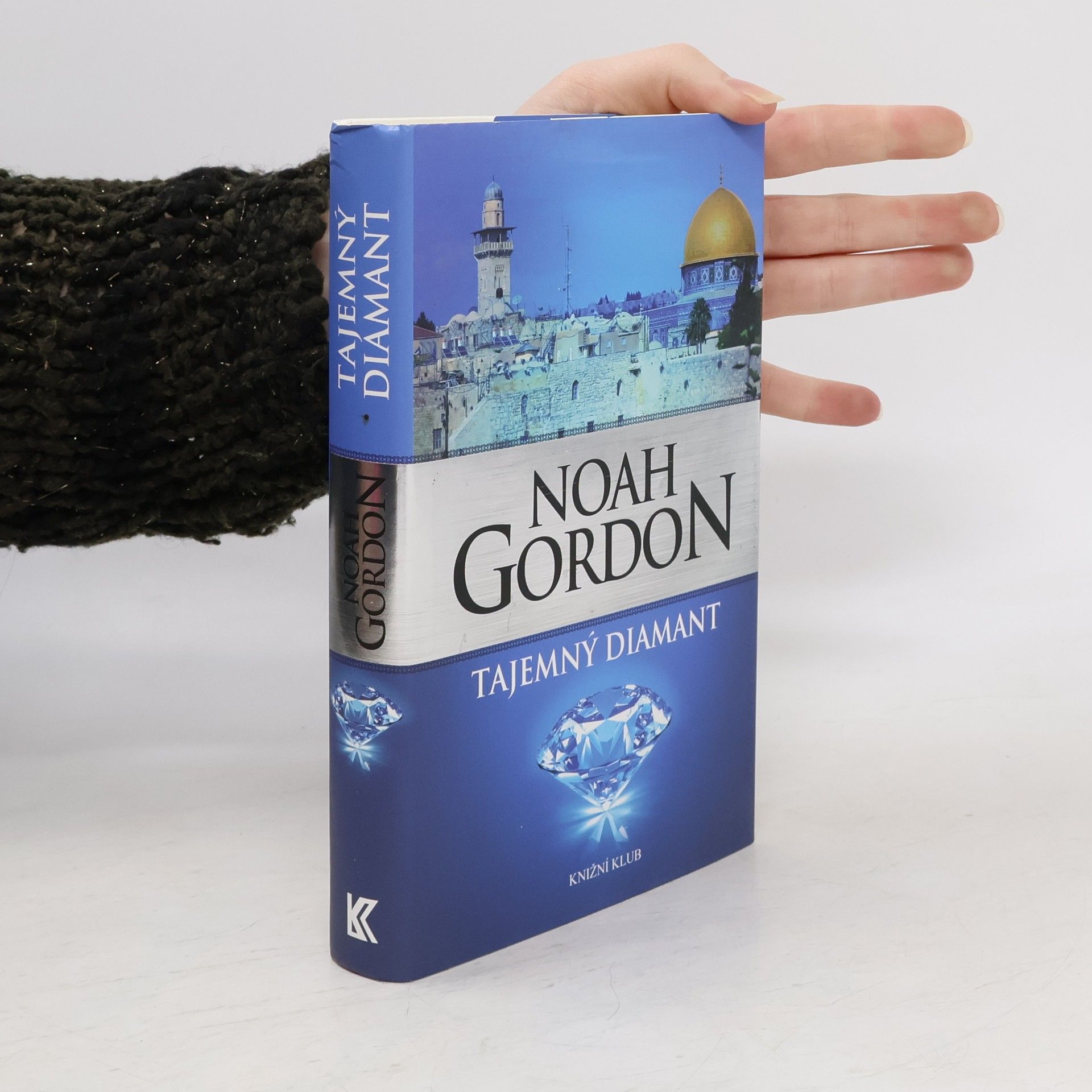 Noah Gordon Tajemný diamant