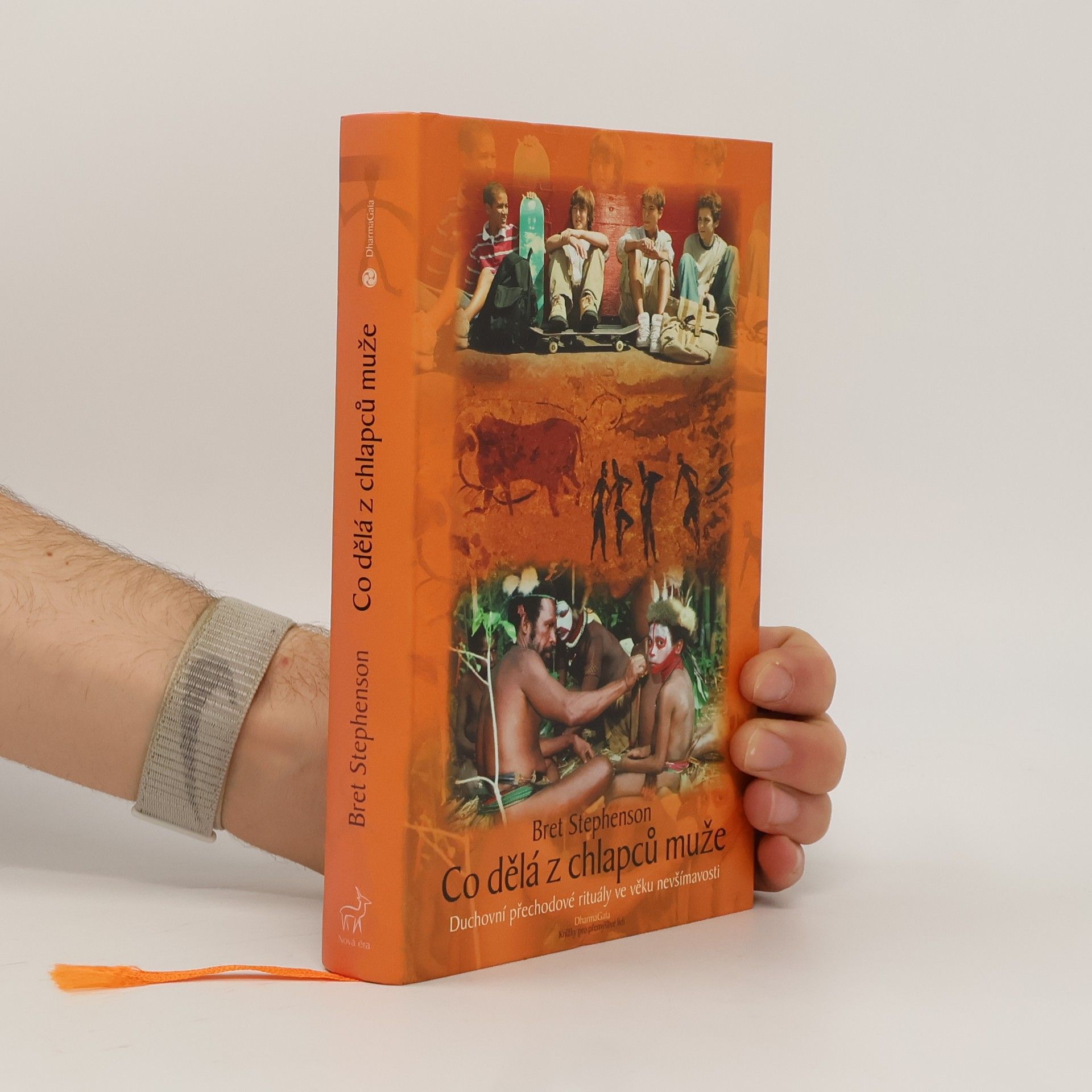 Bret Stephenson Co dělá z chlapců muže. Duchovní přechodové rituály ve věku nevšímavosti