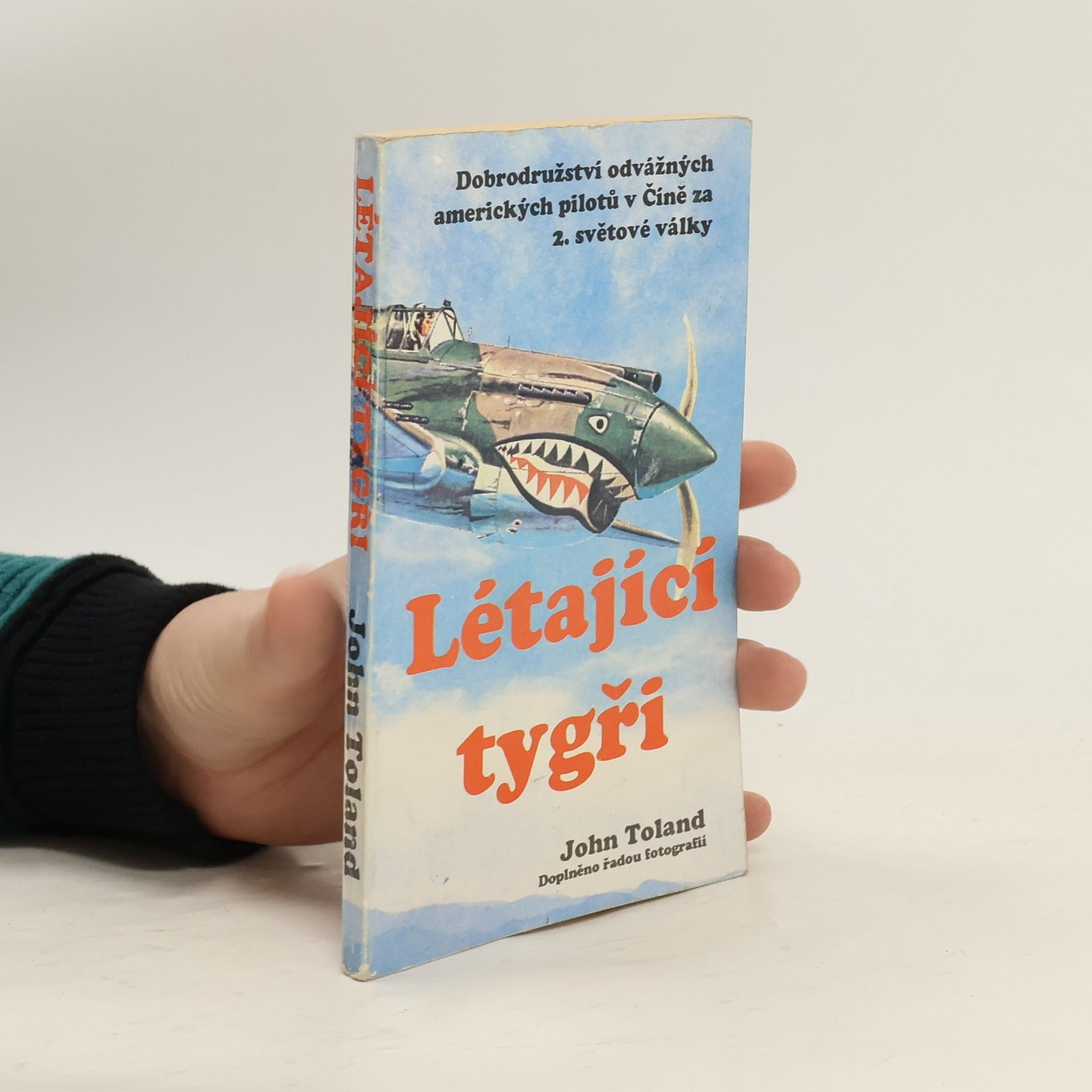 Toland John Létající tygři