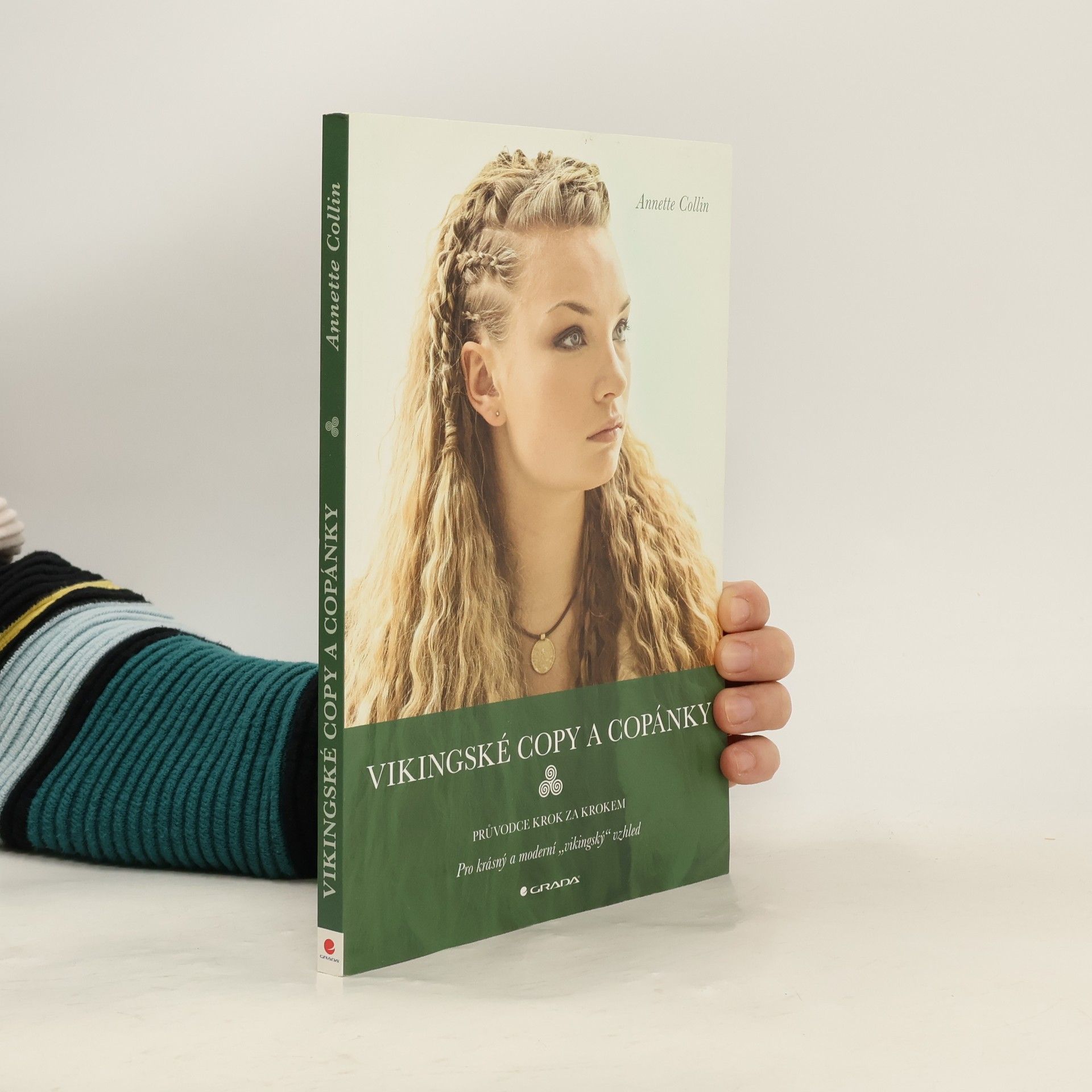 Annette Collin Vikingské copy a copánky