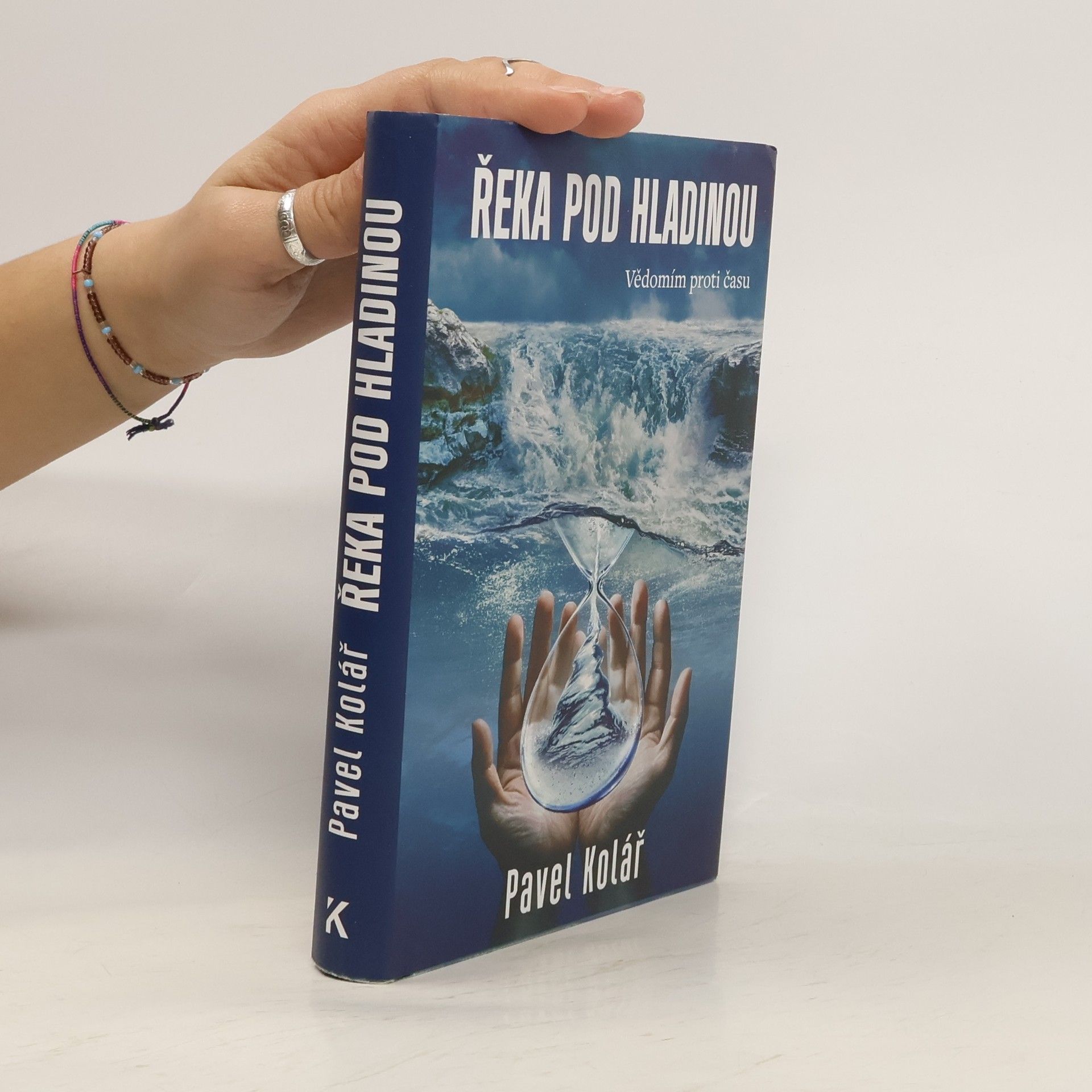 Pavel Kolář Řeka pod hladinou