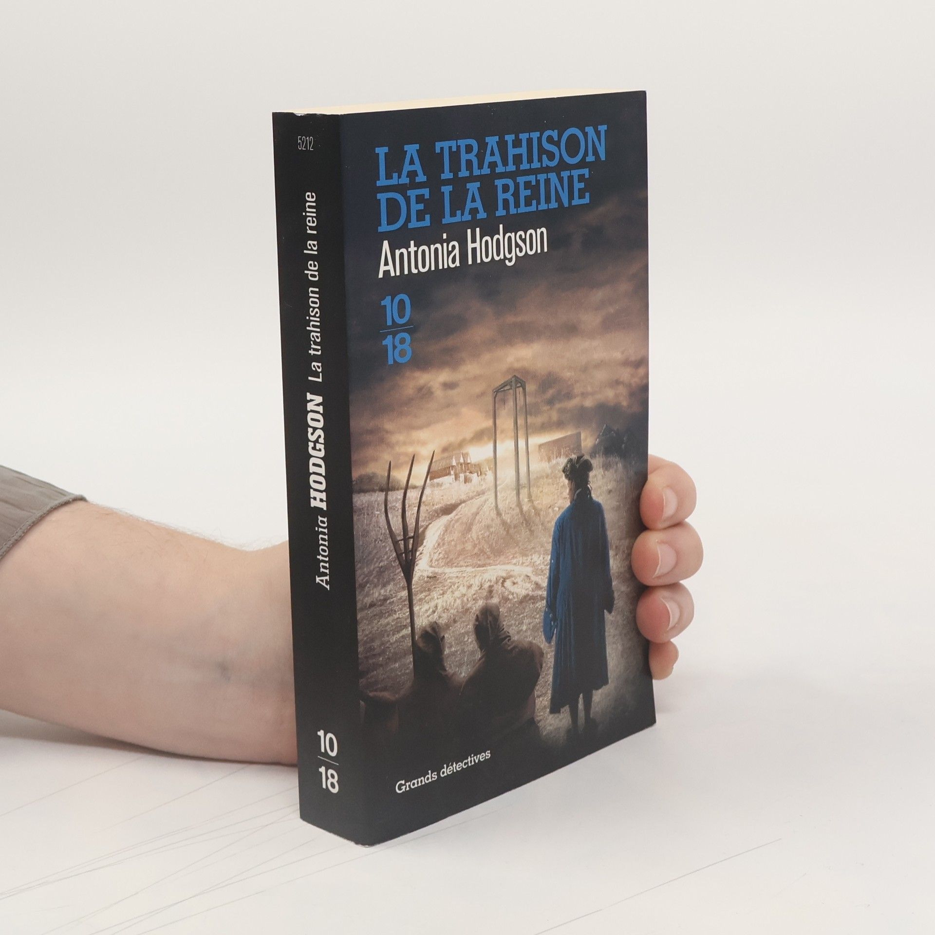 Grands détectives: La trahison de la reine