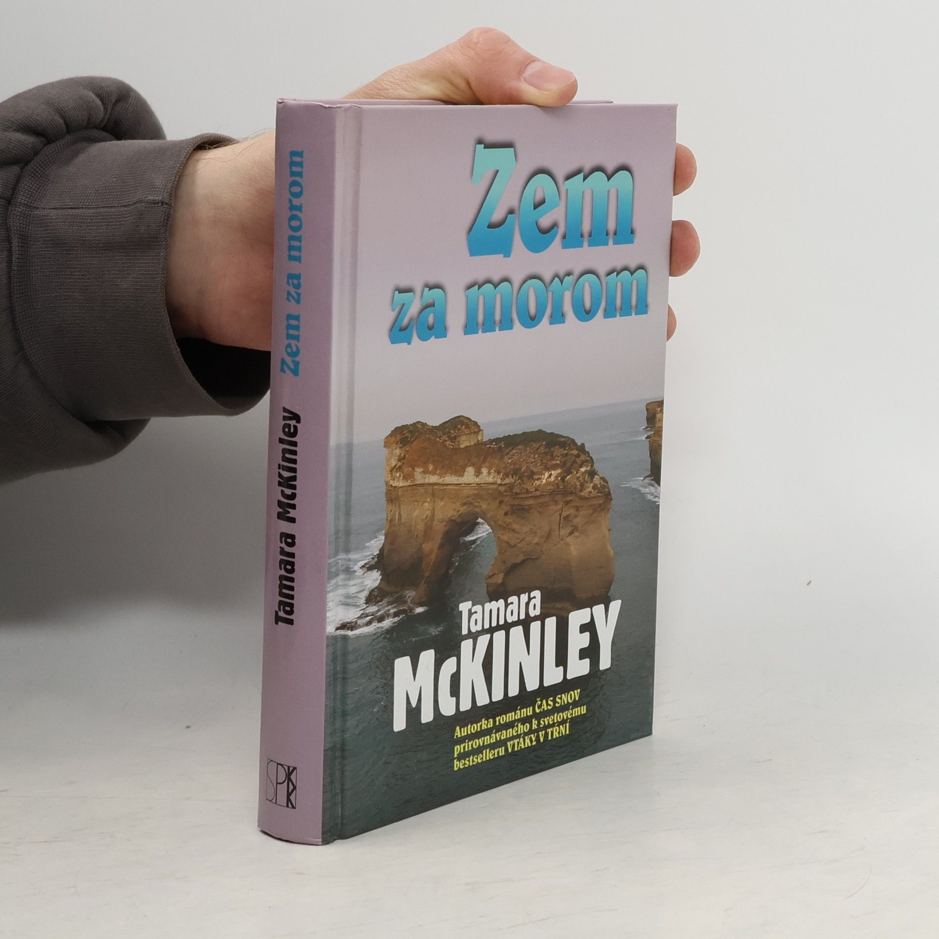 Tamara McKinley Zem za morom