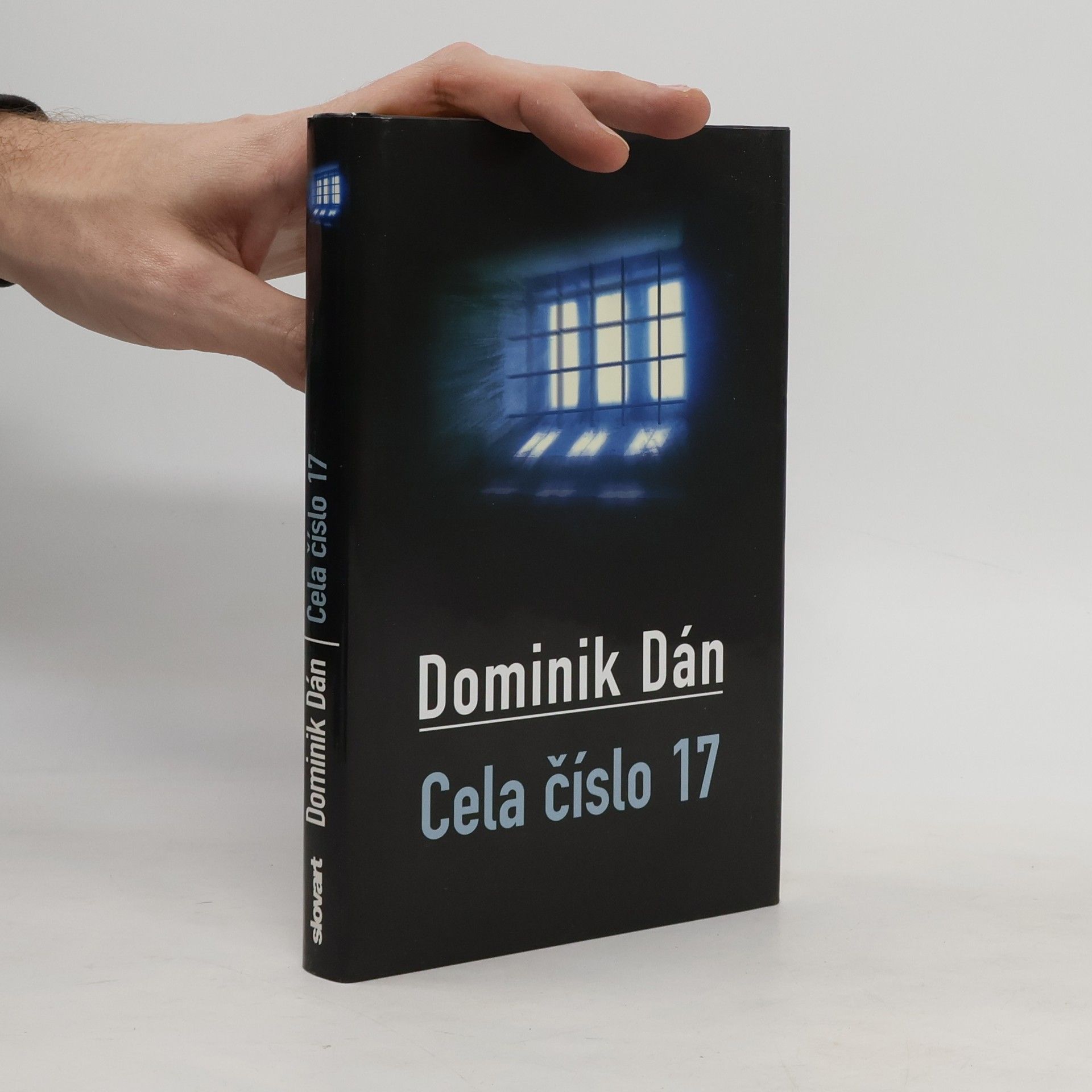 Dominik Dán Cela číslo 17