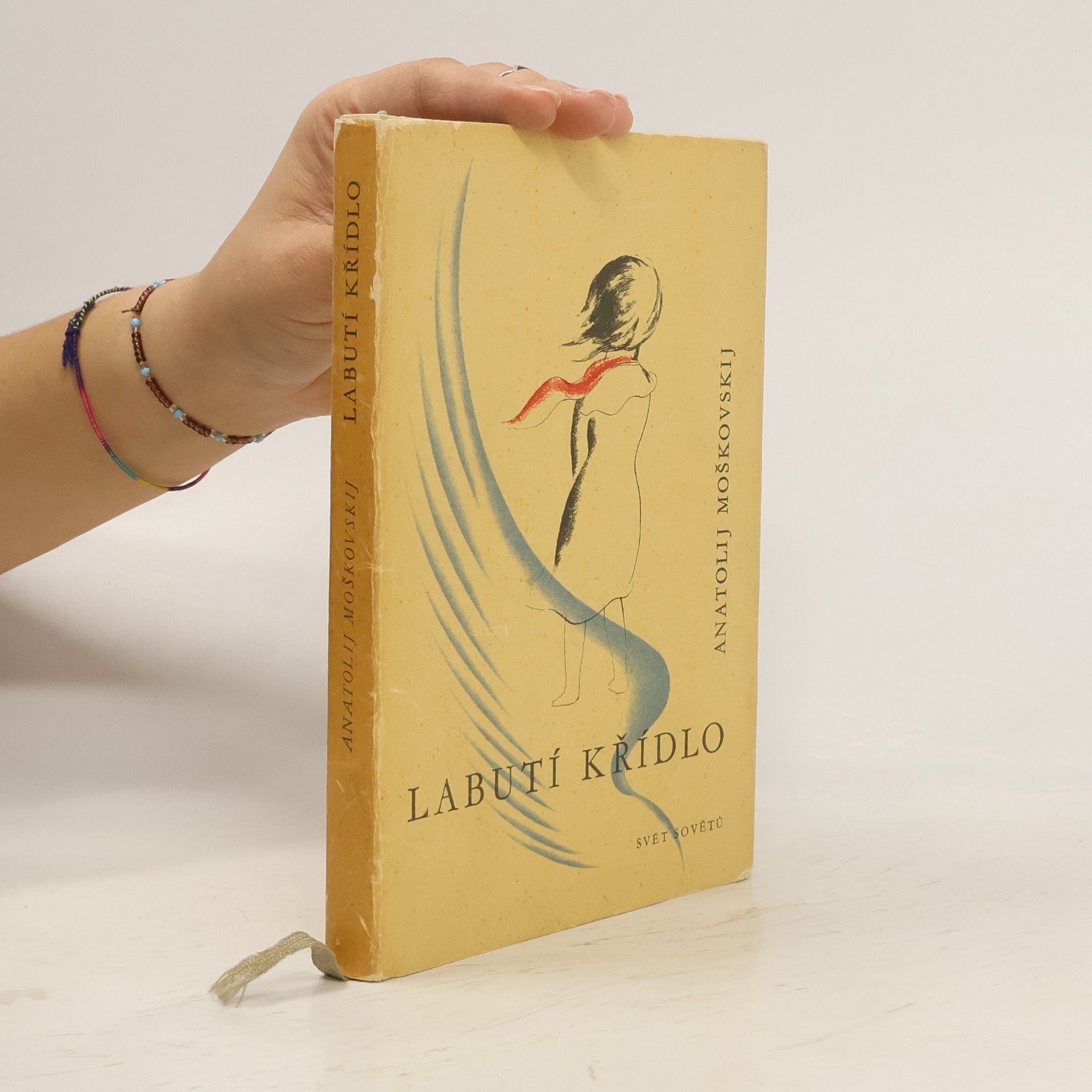 Anatolij Ivanovič Moškovskij Labutí křídlo