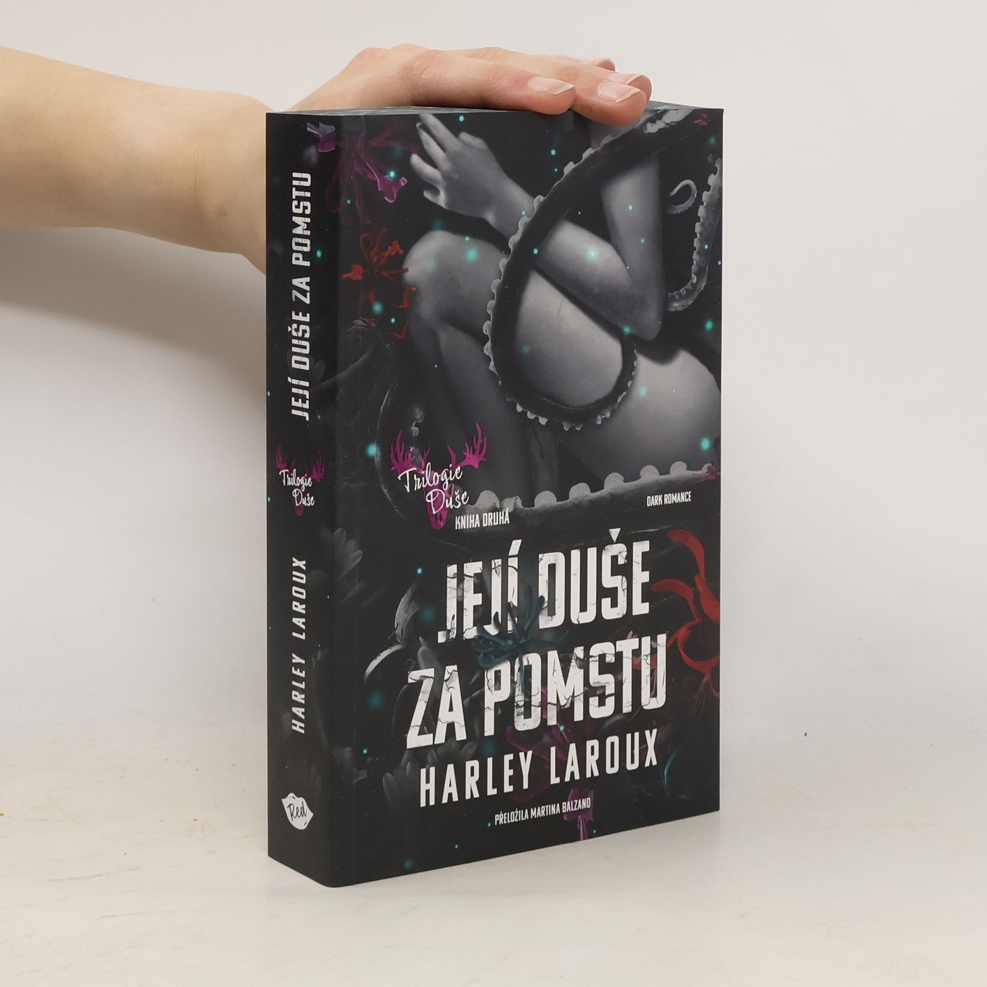 Harley Laroux Její duše za pomstu