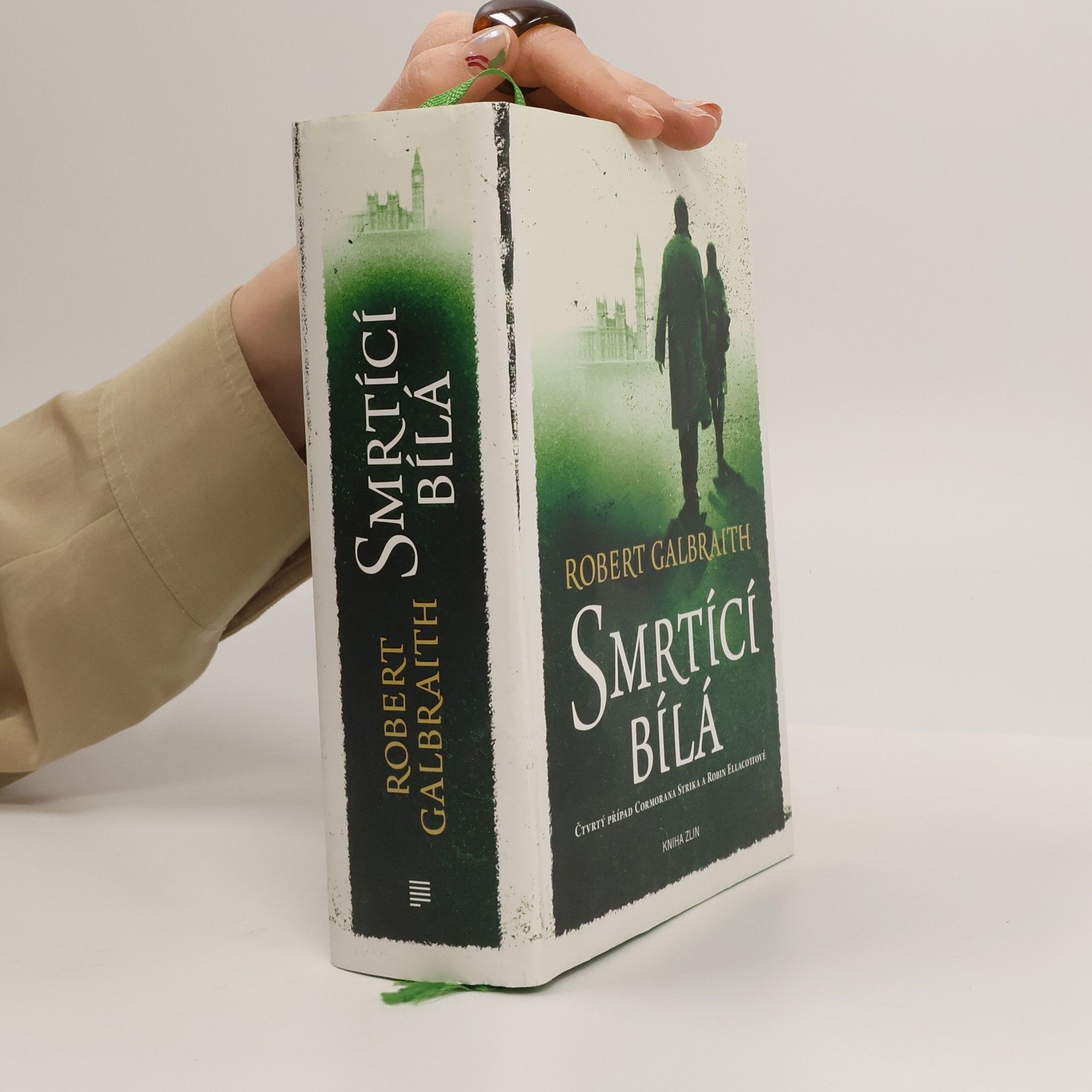 Robert Galbraith Smrtící bílá