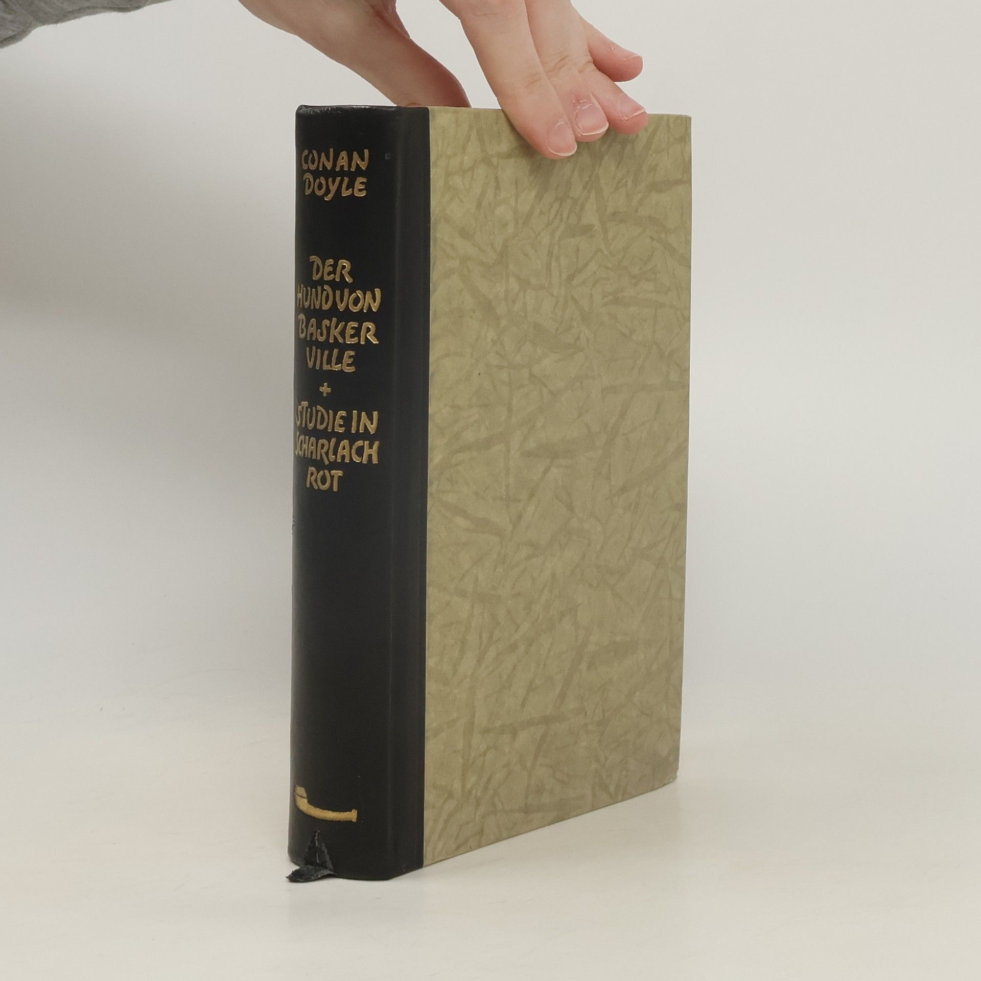 Arthur Conan Doyle Der Hund von Baskerville. Studie in Scharlachrot