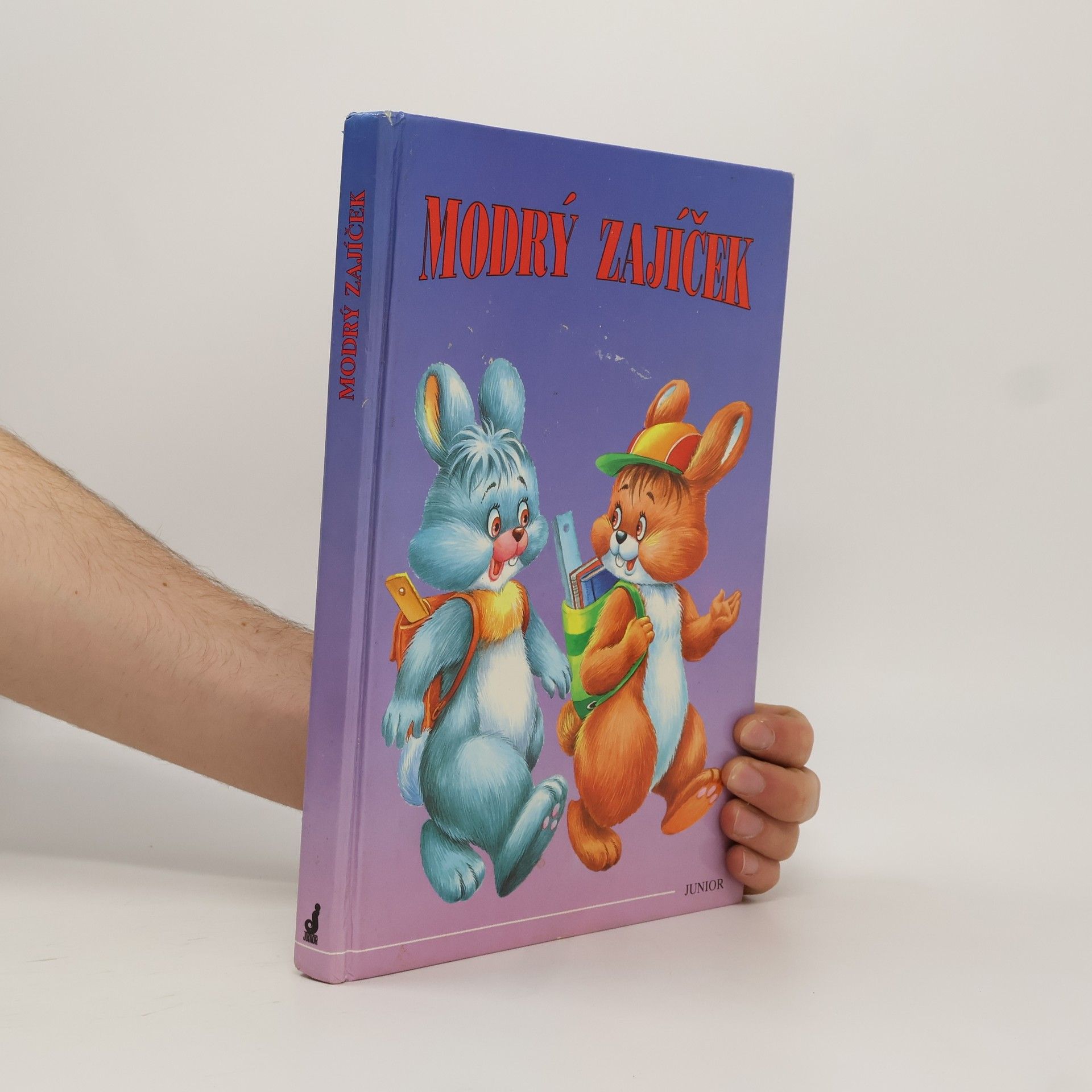 Jacques ThomasBilstein Modrý zajíček přichází do rodiny