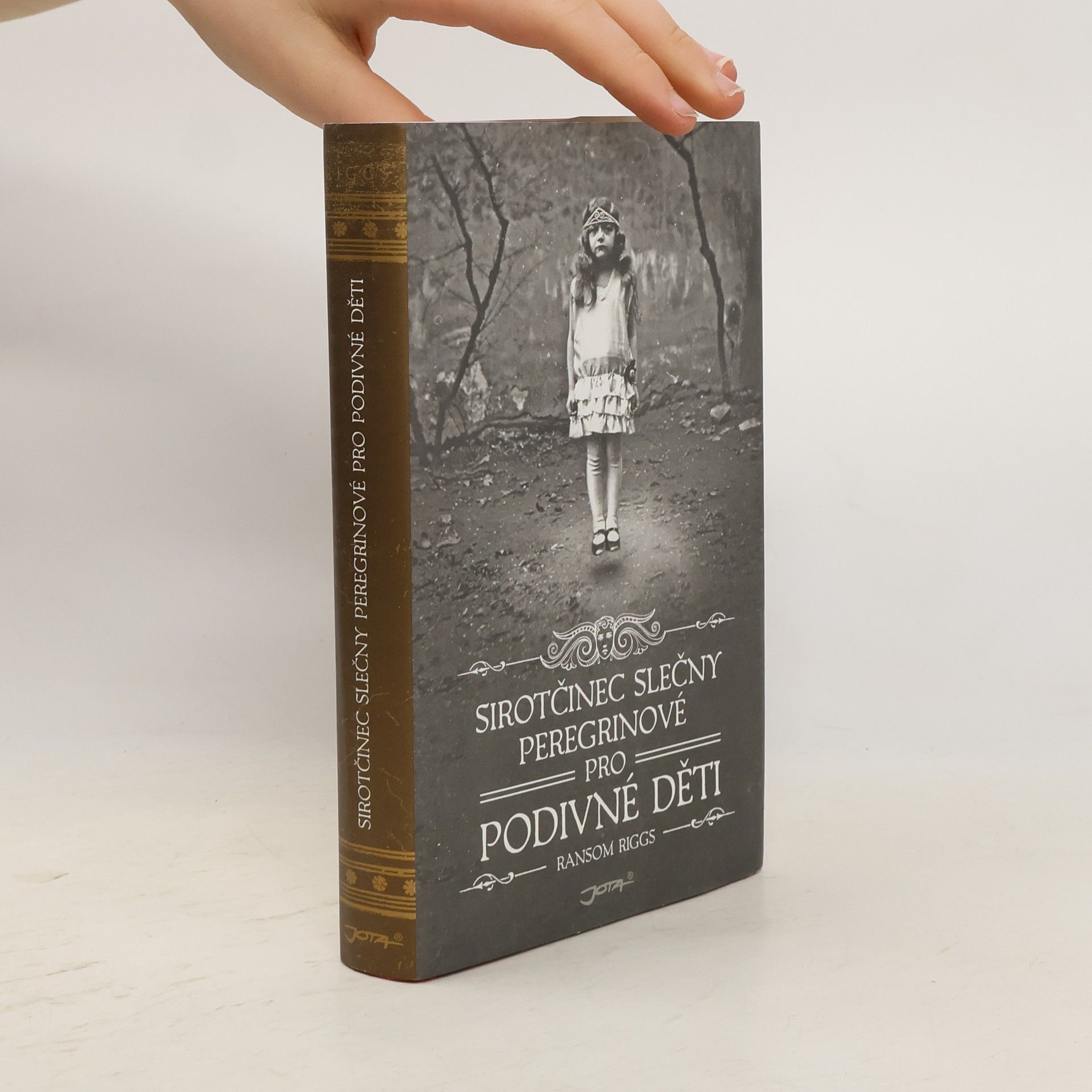 Ransom Riggs Sirotčinec slečny Peregrinové pro podivné děti
