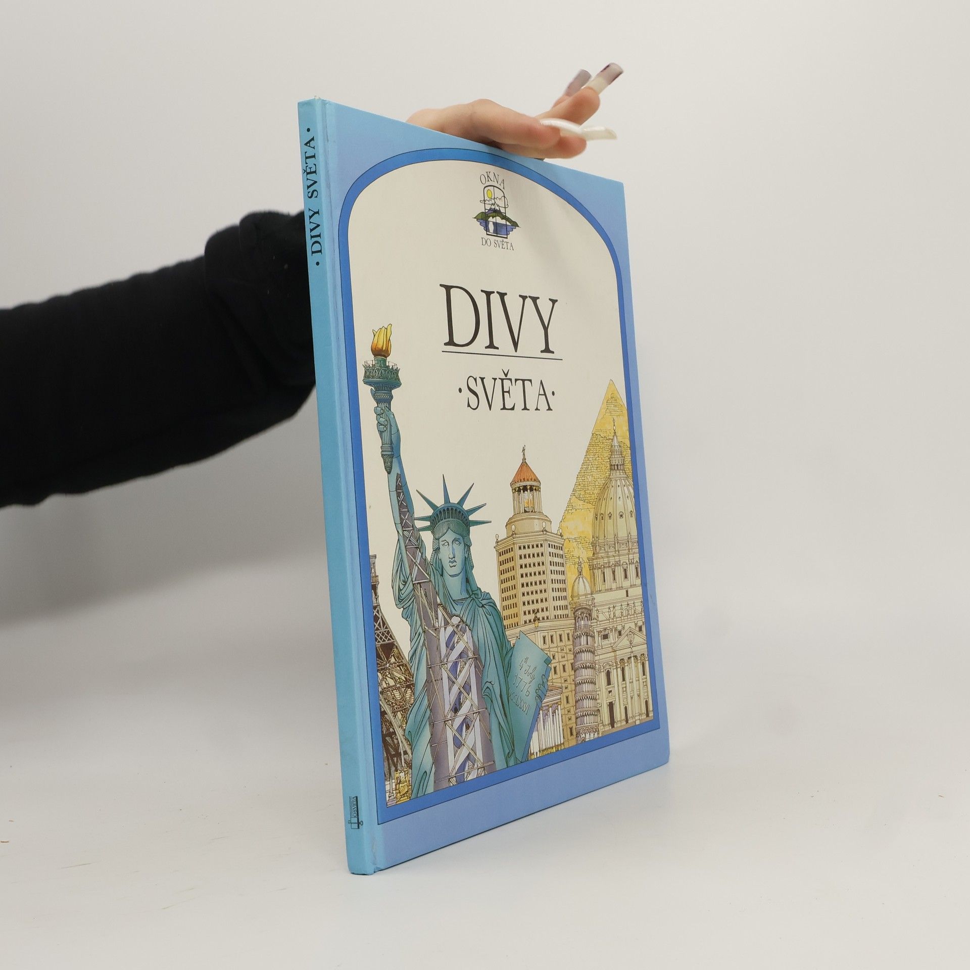 Giovanni Caselli Divy světa