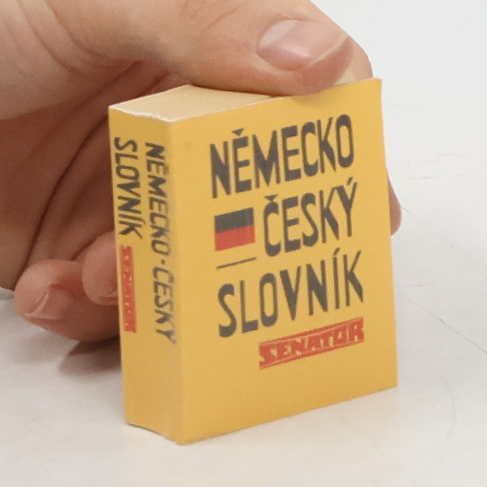 Collectif d'auteurs Německo-český slovník