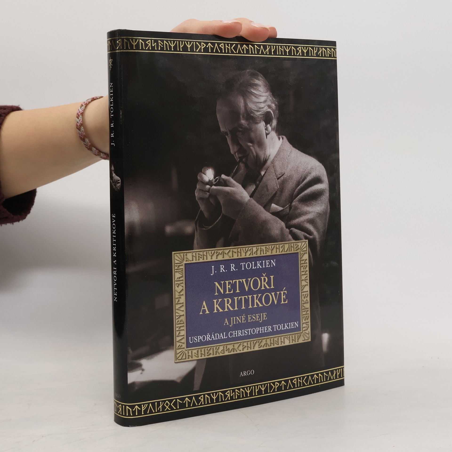 J. R. R. Tolkien Netvoři a kritikové