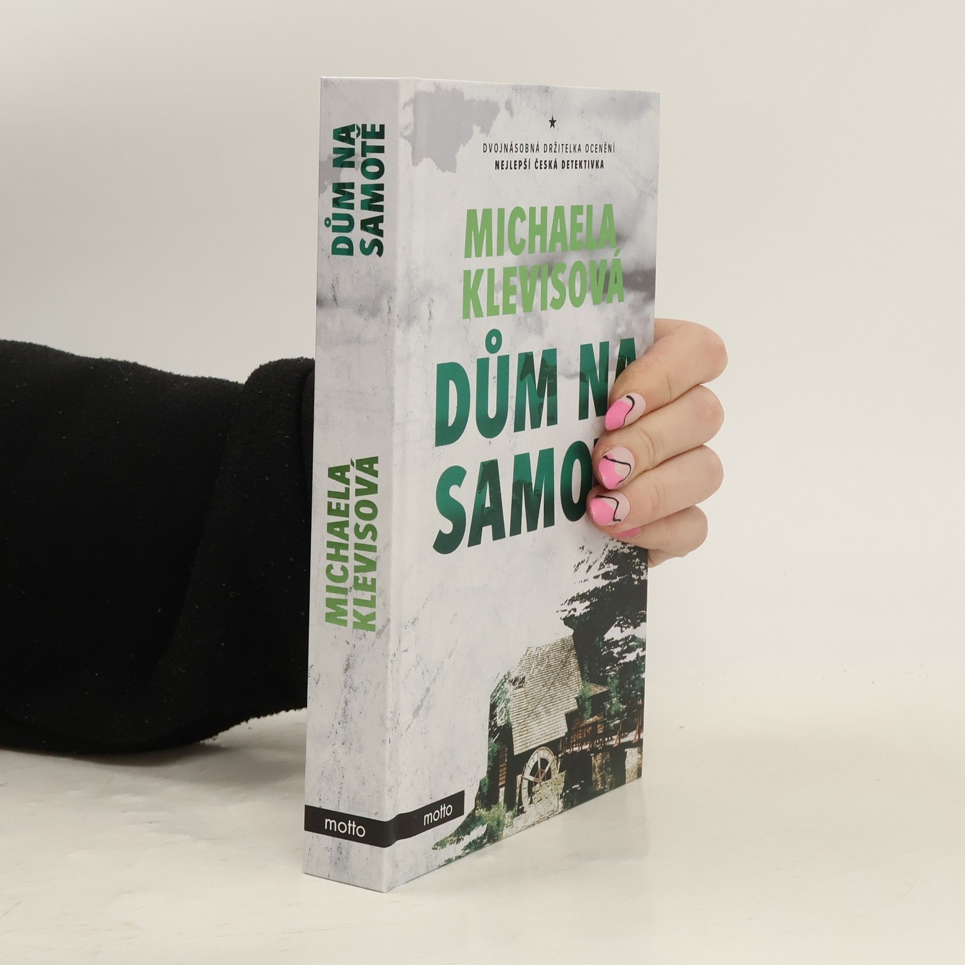 Michaela Klevisová Dům na samotě