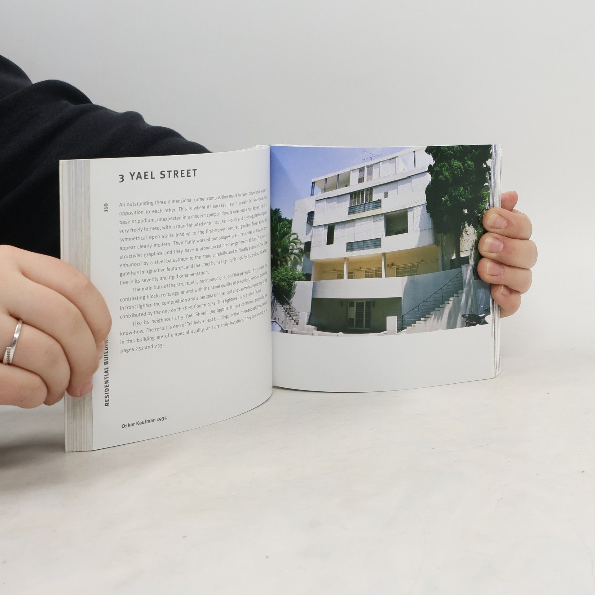 Nahoum Cohen Bauhaus Tel Aviv : an architectural guide