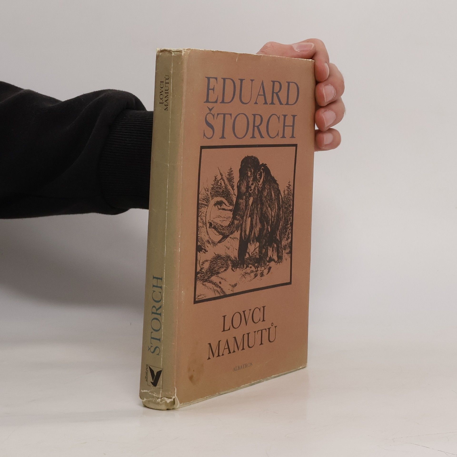 Eduard Štorch Lovci mamutů