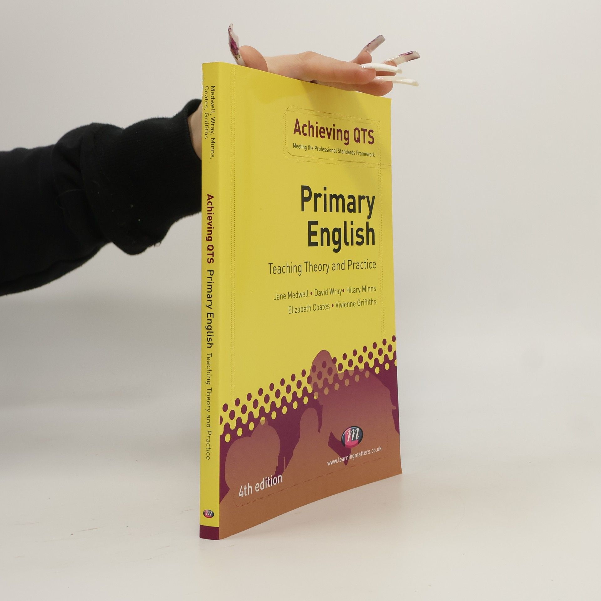 Hilary Minns Achieving QTS: Primary English