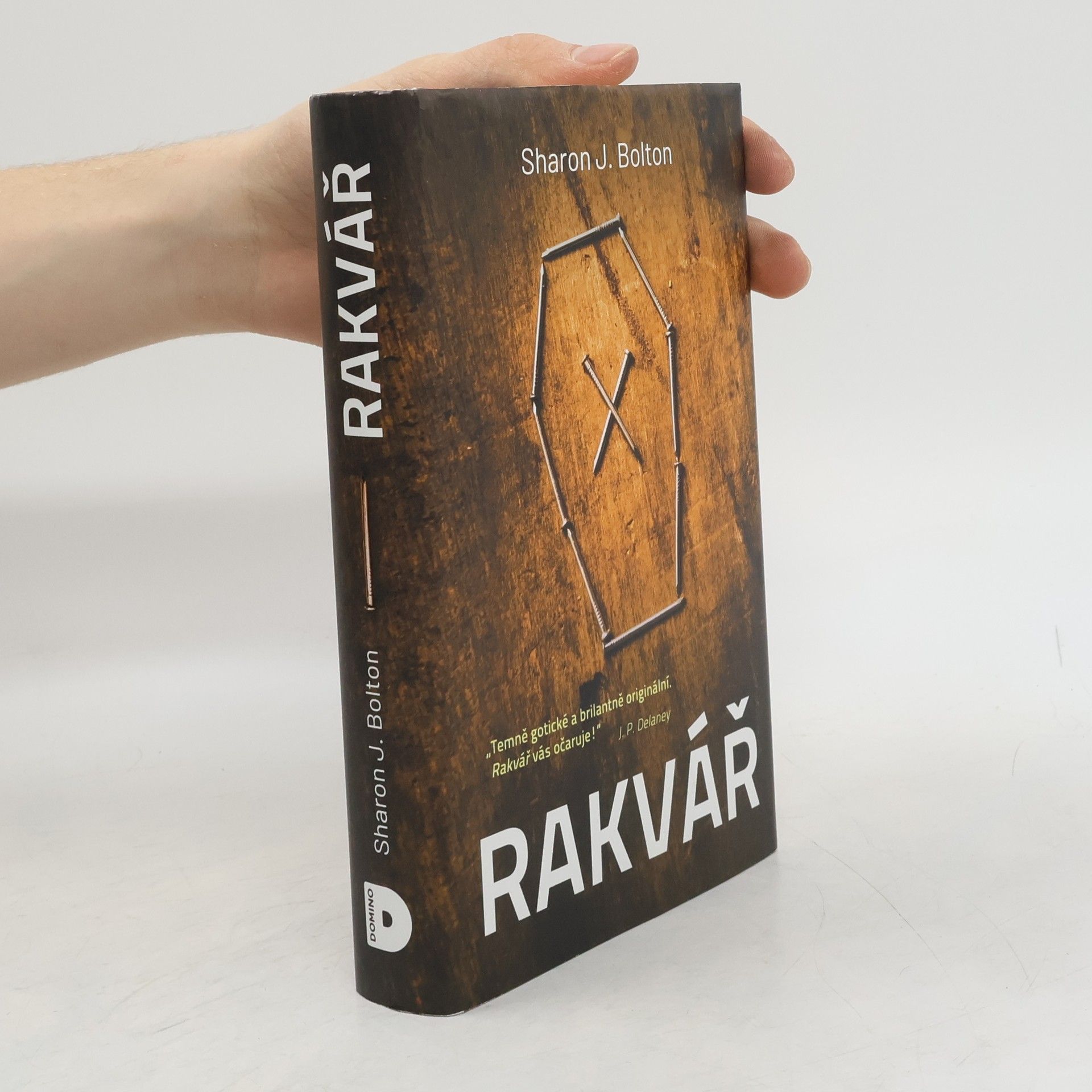 S. J. Bolton Rakvář