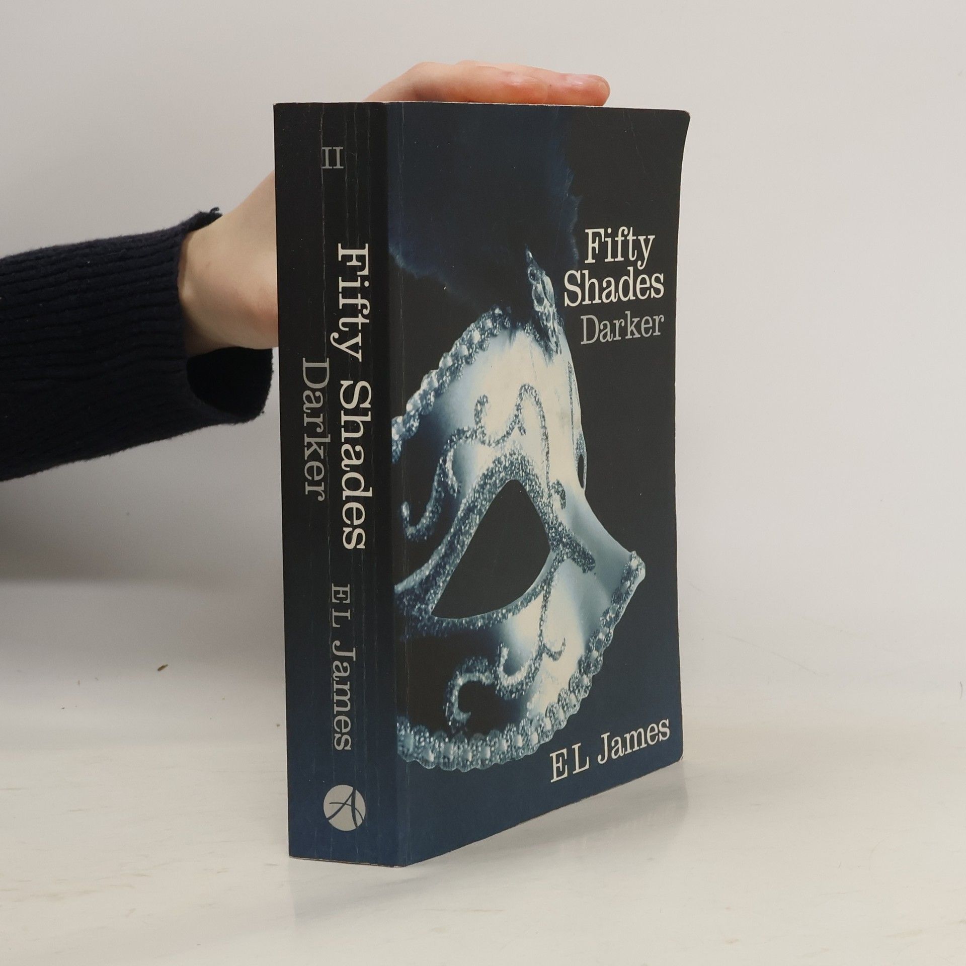 E. L. James Fifty Shades Darker