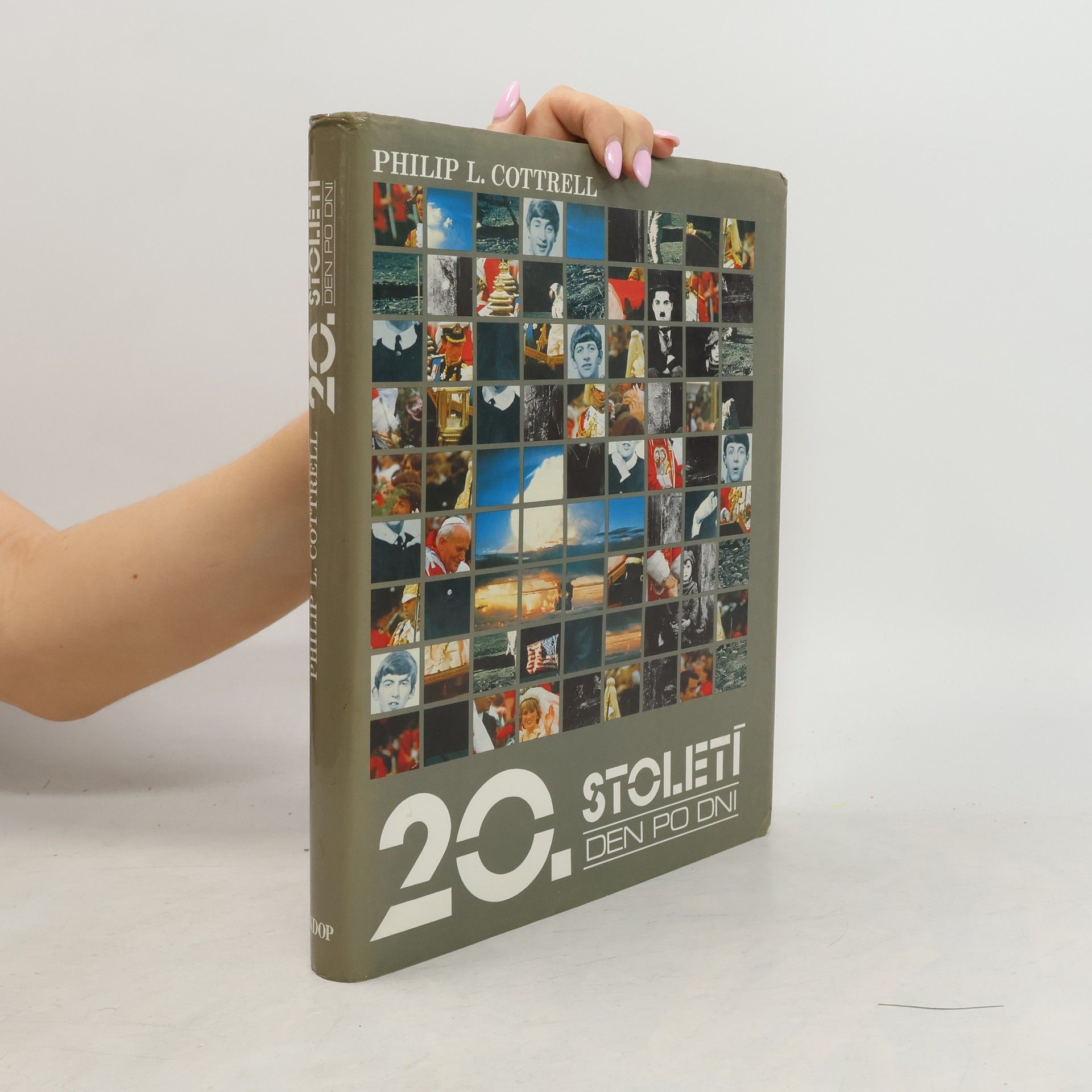 P. L. Cottrell 20. století den po dni