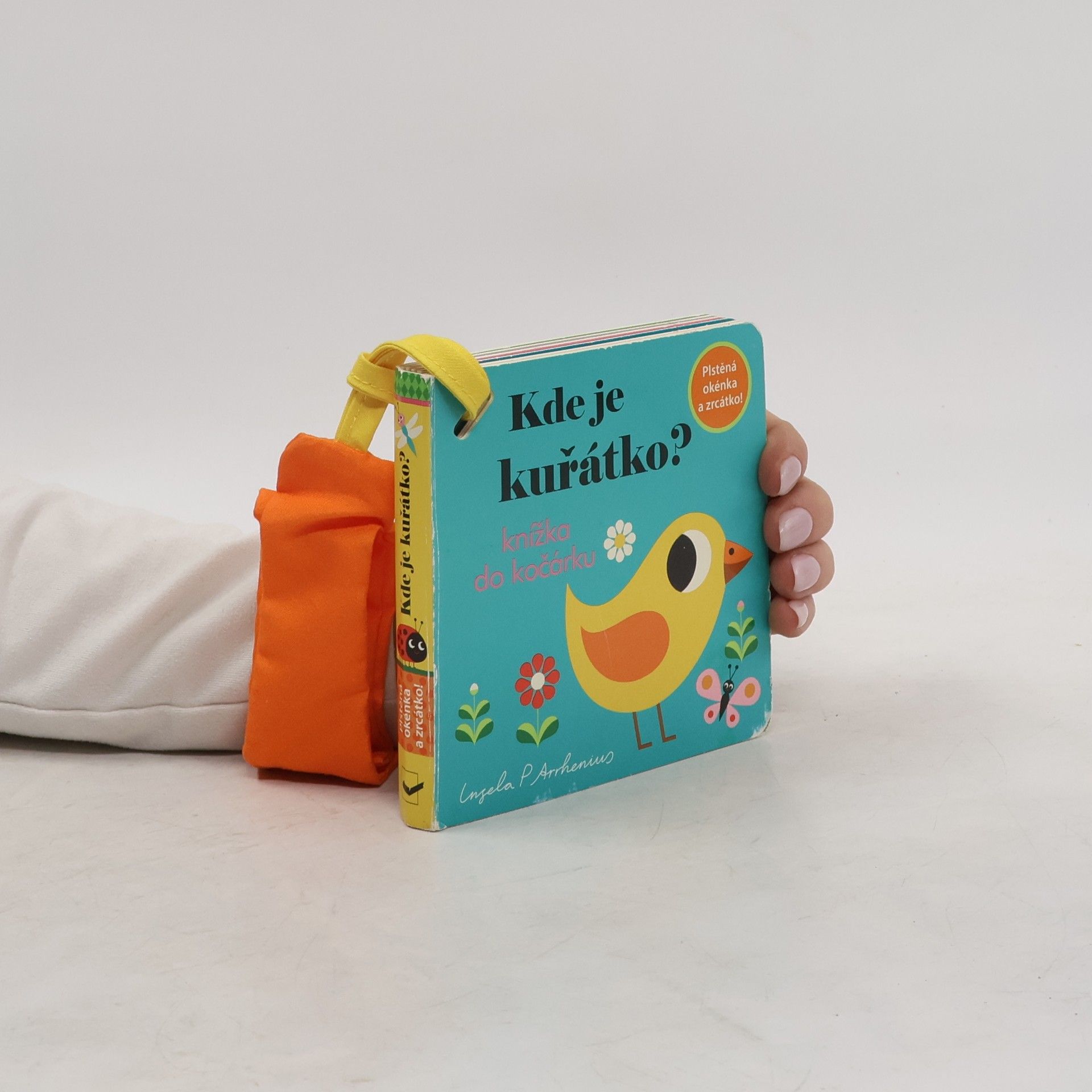 Kde je kuřátko? Knížka do kočárku