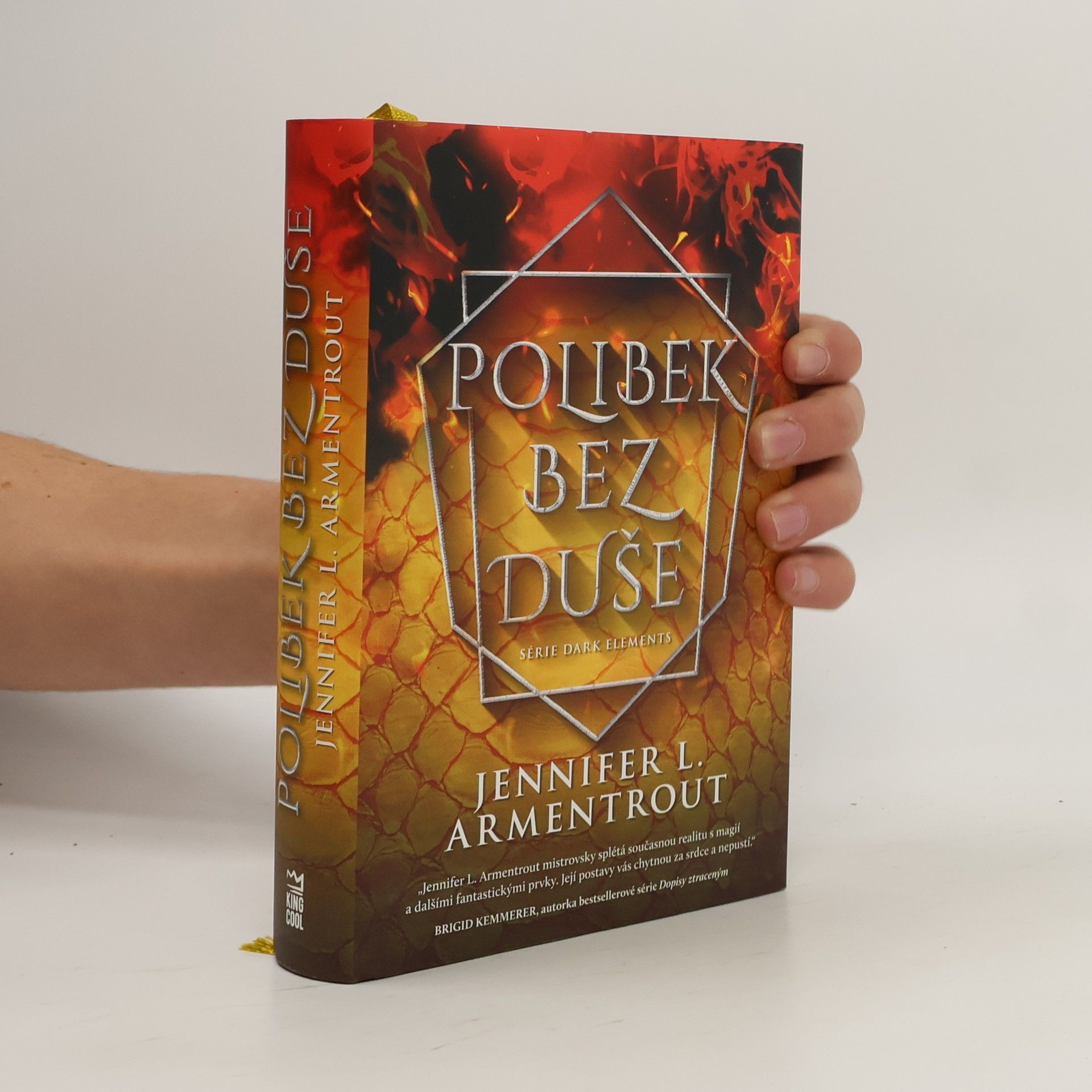 Jennifer Armentrout Polibek bez duše