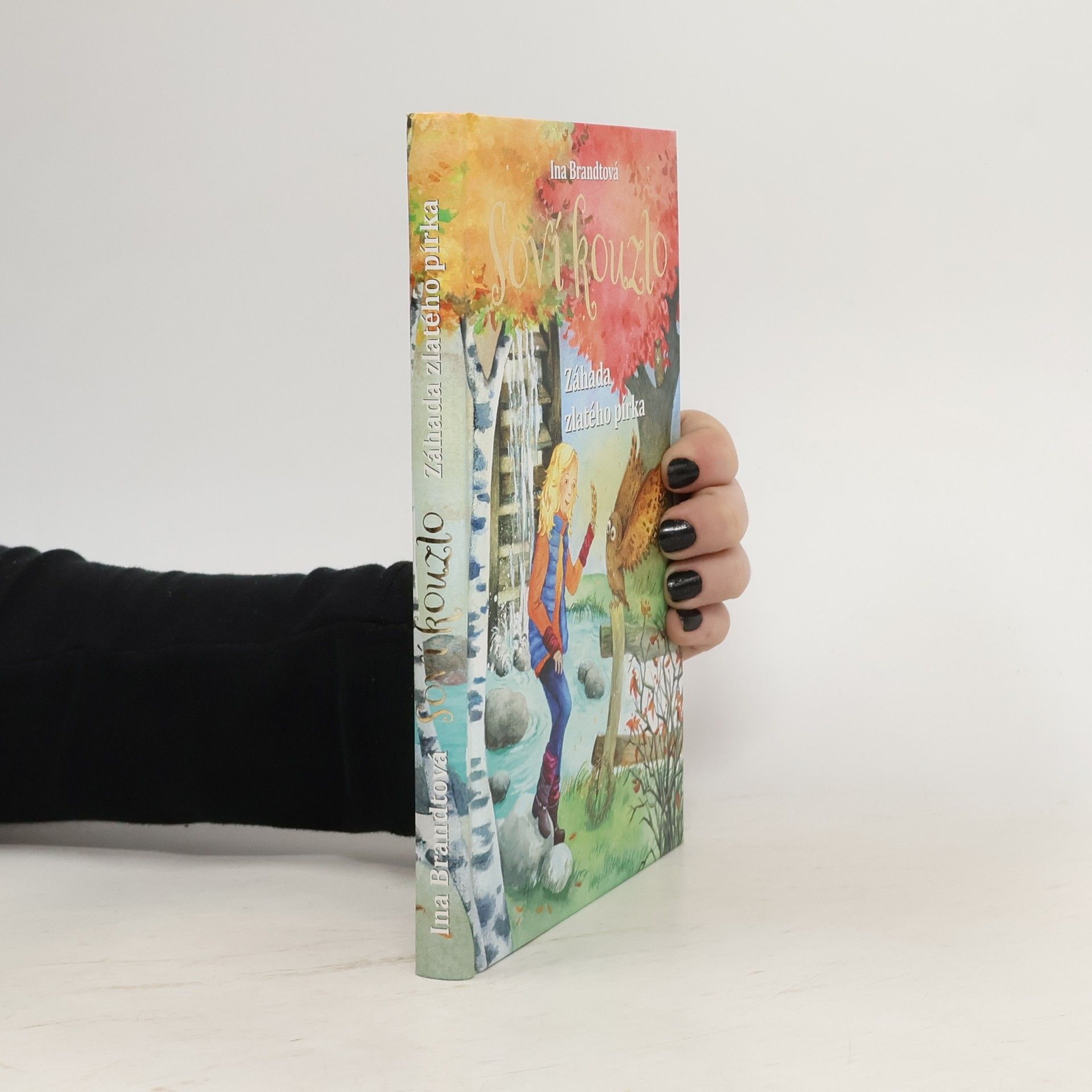 Soví kouzlo. Záhada zlatého pírka