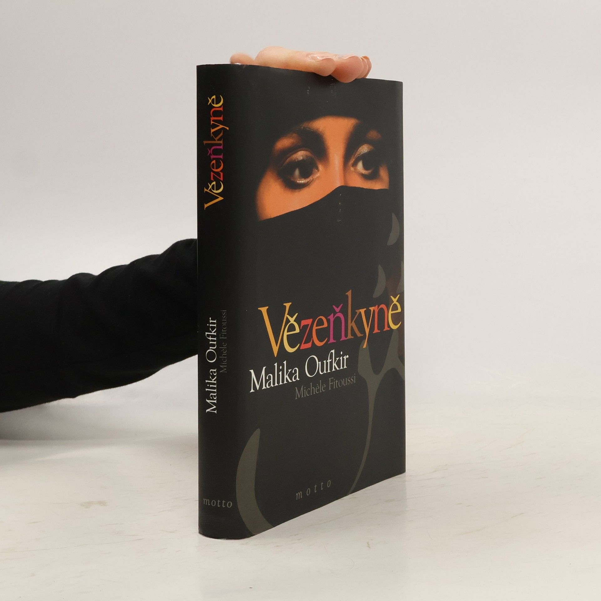 Malika Oufkir Vězeňkyně