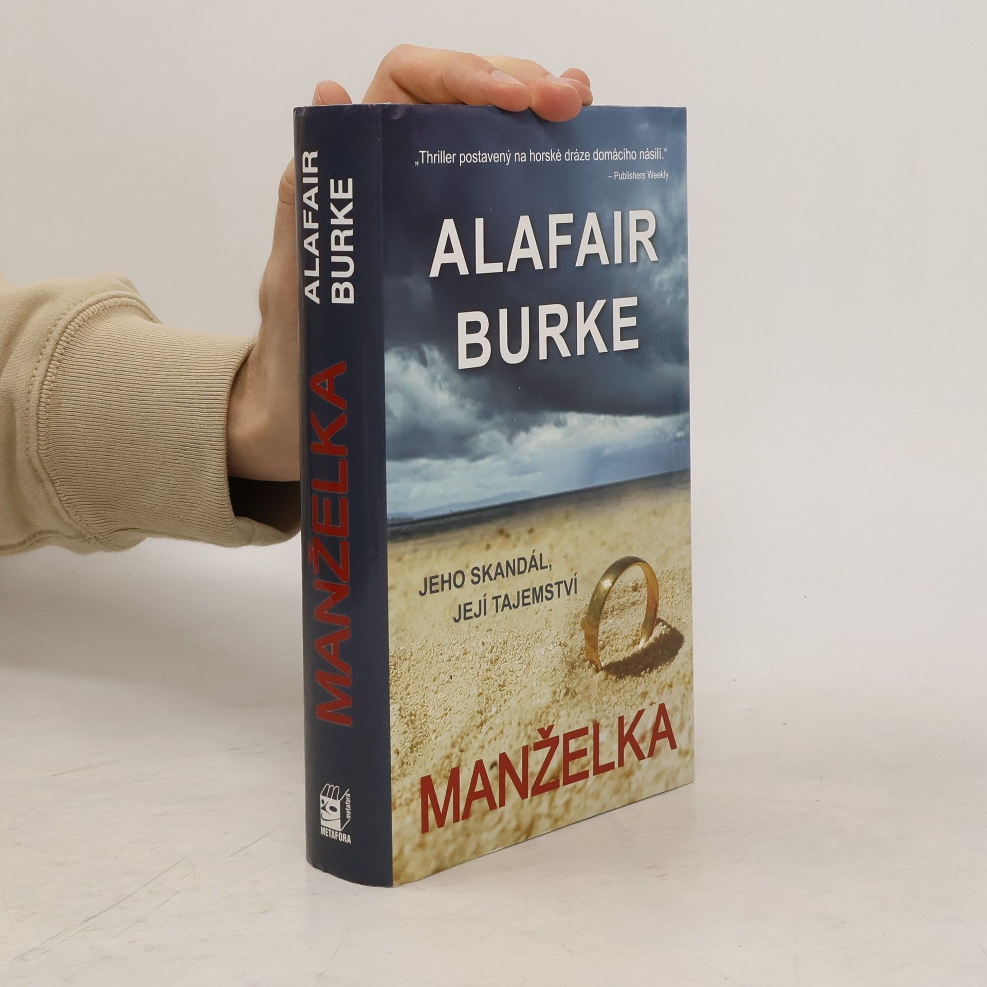 Alafair Burke Manželka