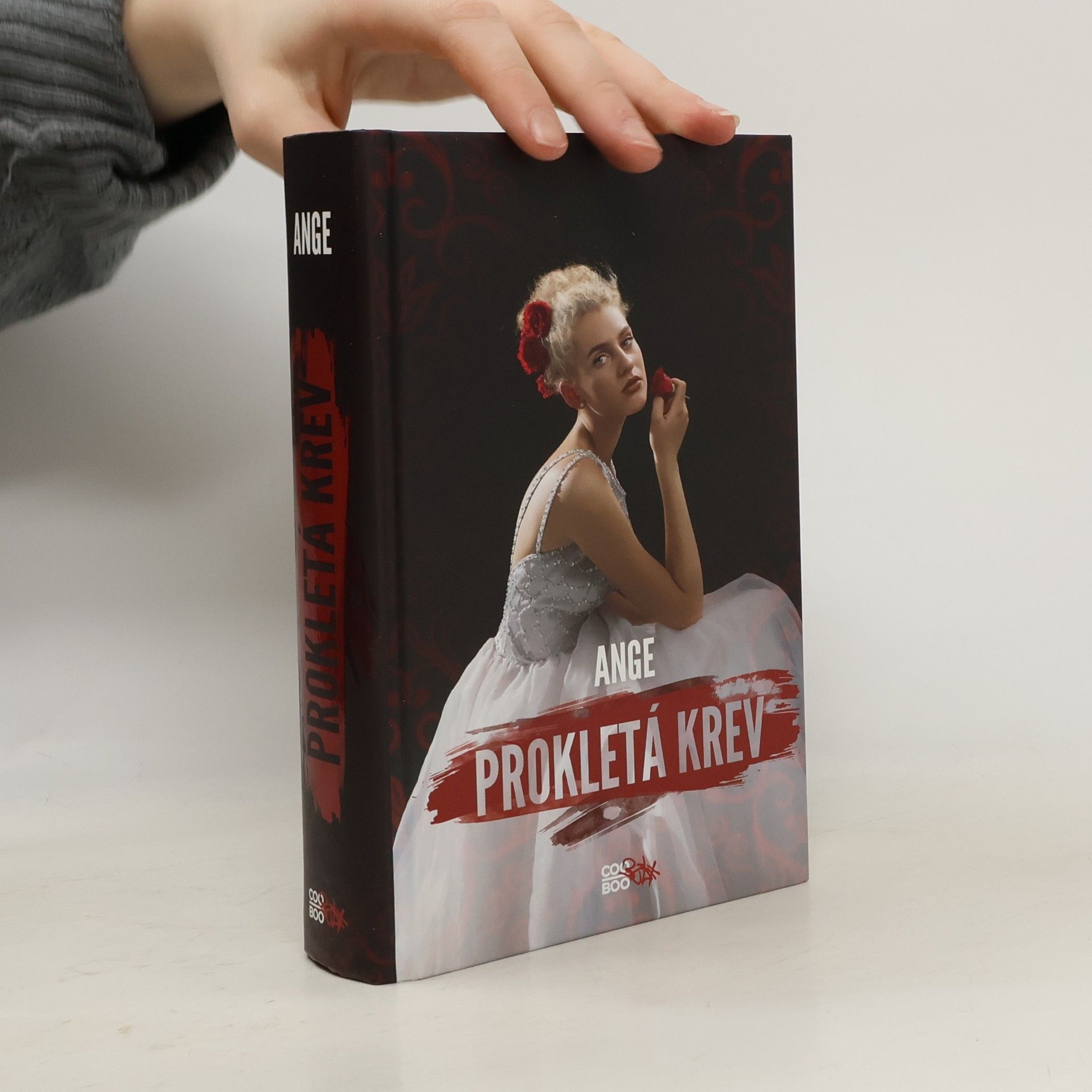 Ange Prokletá krev