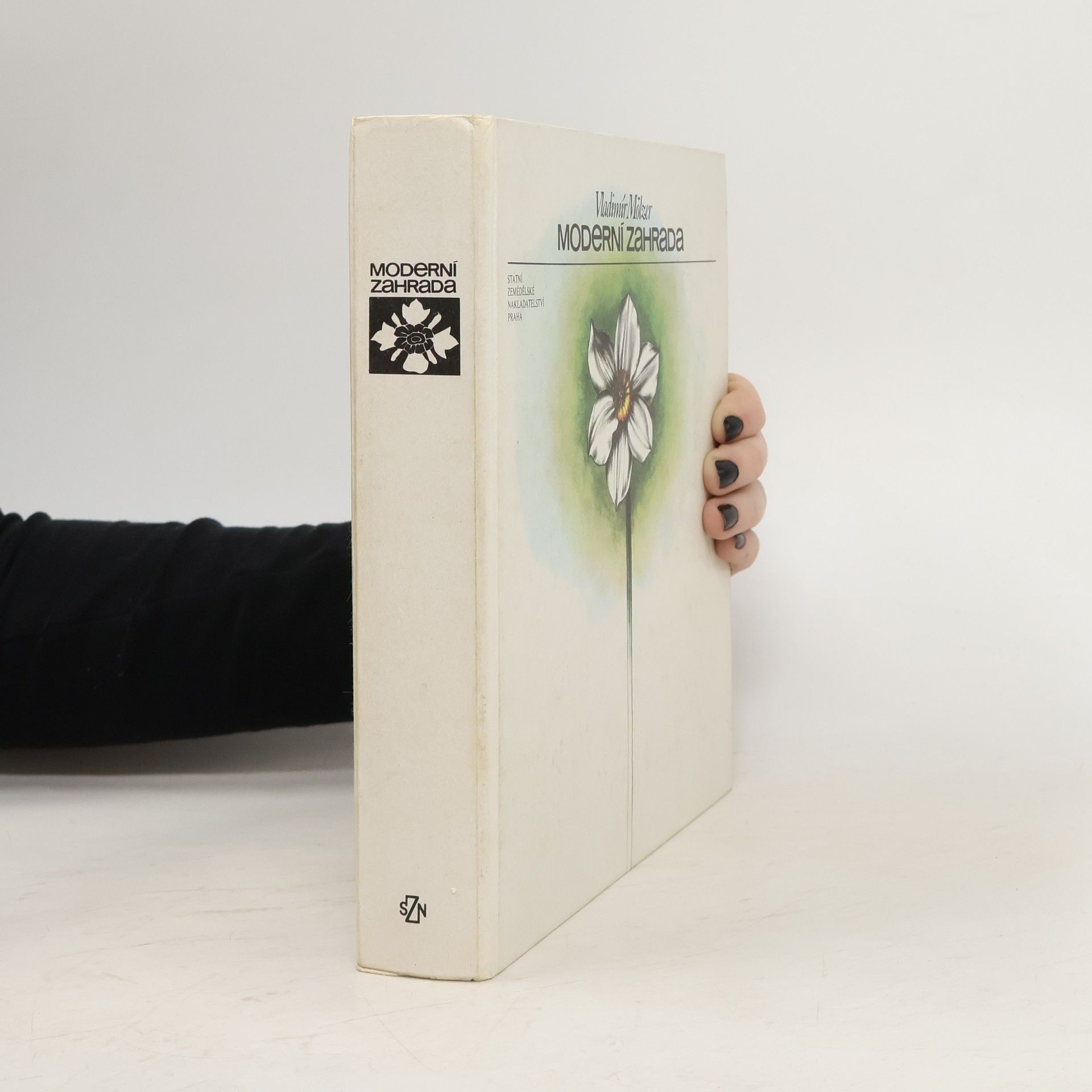 Vladimír Mölzer Moderní zahrada